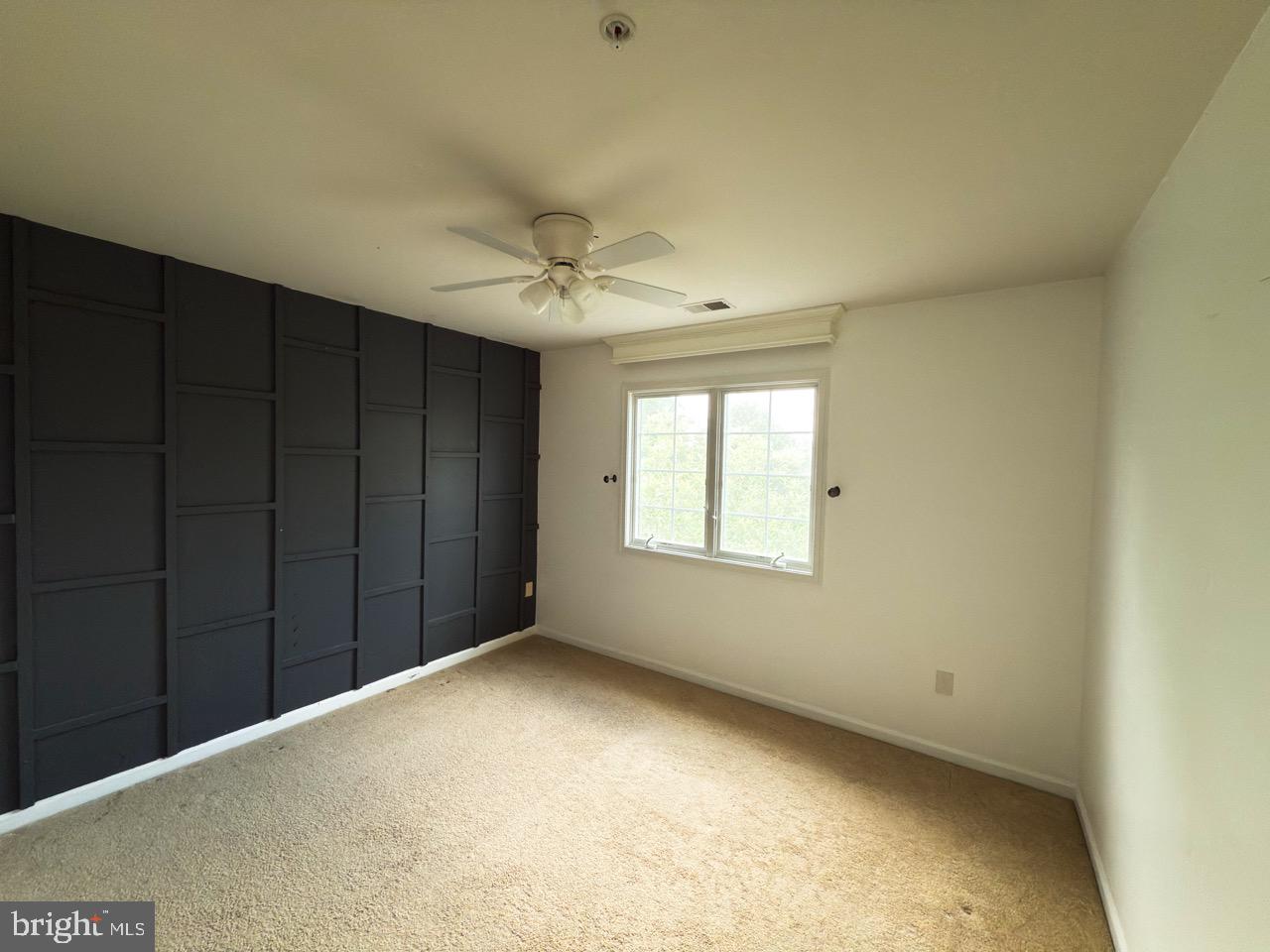 MARLBORO RIDGE - Residential