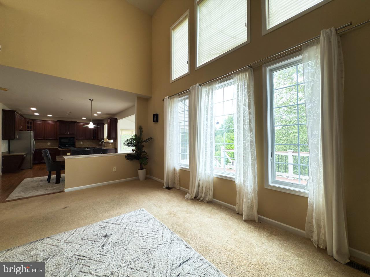 MARLBORO RIDGE - Residential