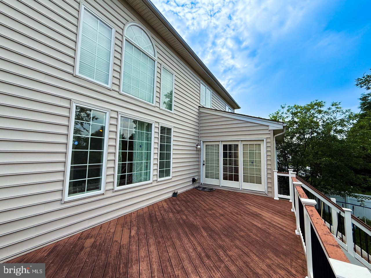 MARLBORO RIDGE - Residential