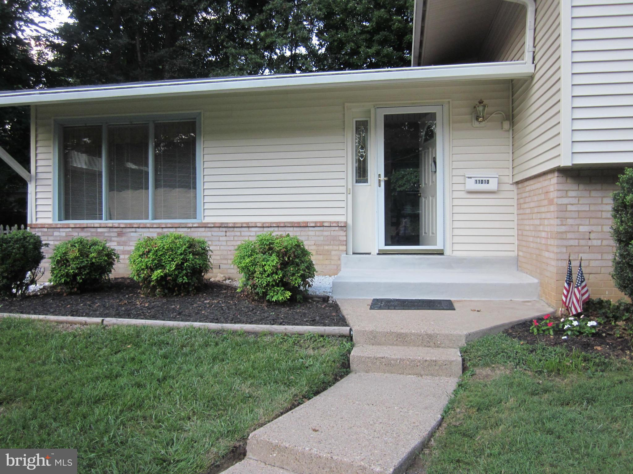 FAIRFAX VILLA - Residential