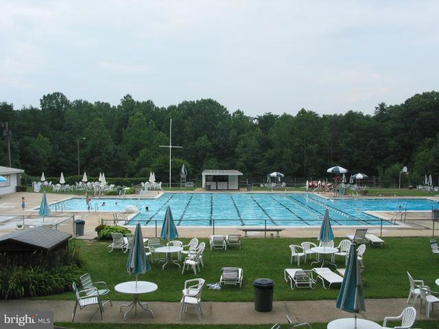 FAIRFAX VILLA - Residential