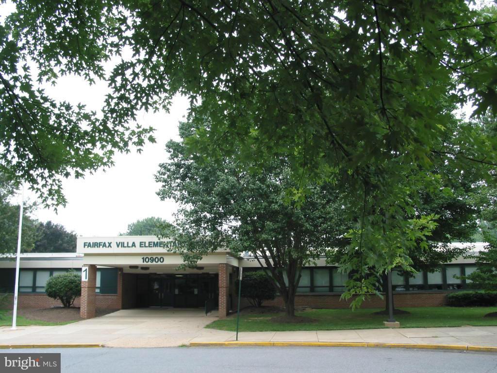 FAIRFAX VILLA - Residential