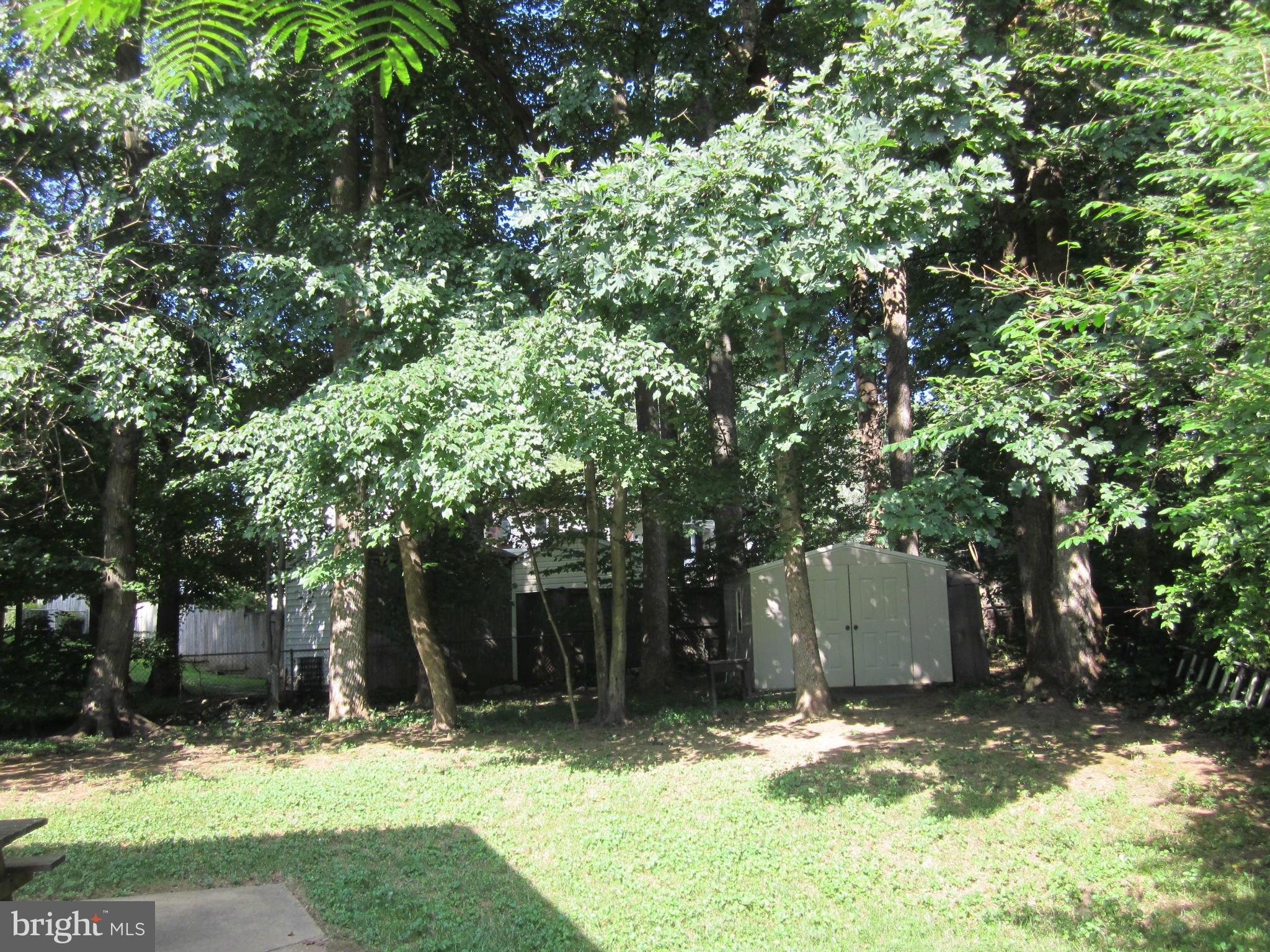 FAIRFAX VILLA - Residential