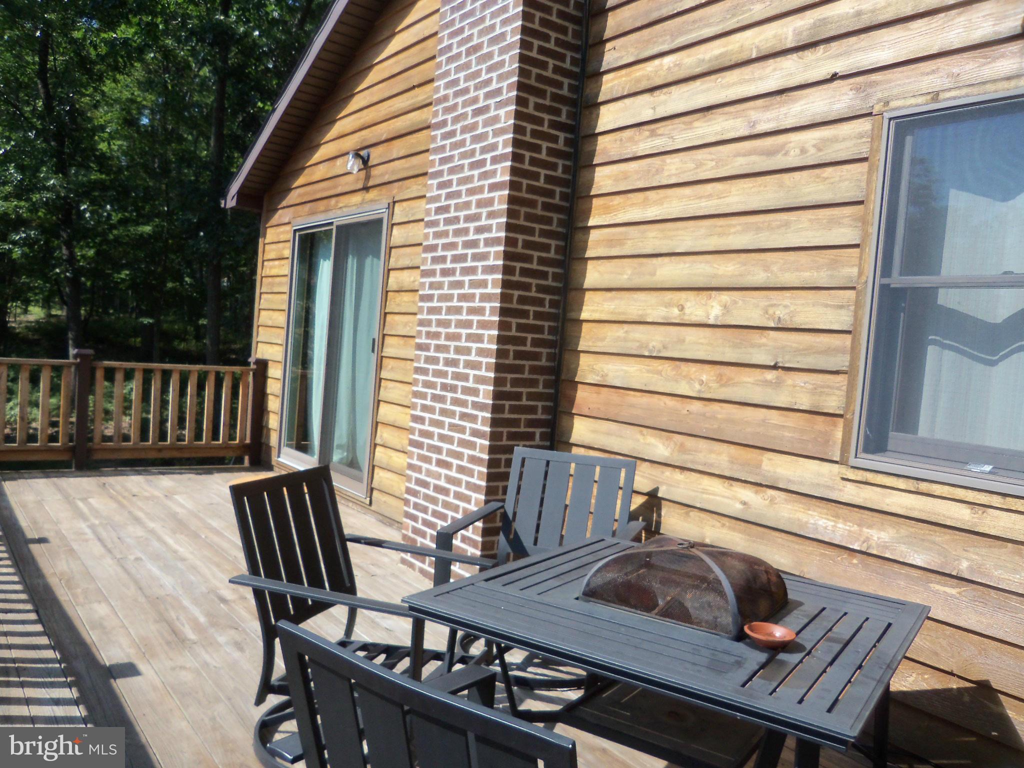 ROUSE MOUNTAIN - Residential