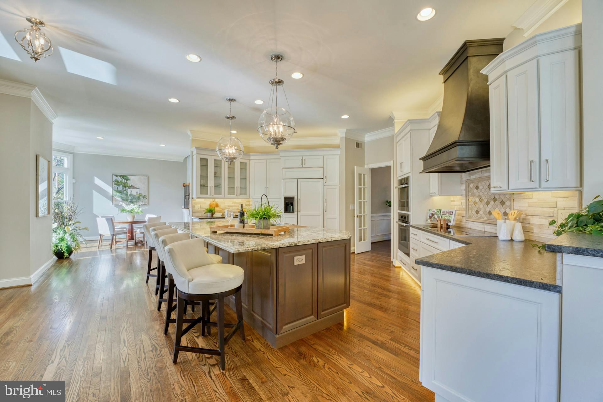 BEACON HILL - Residential