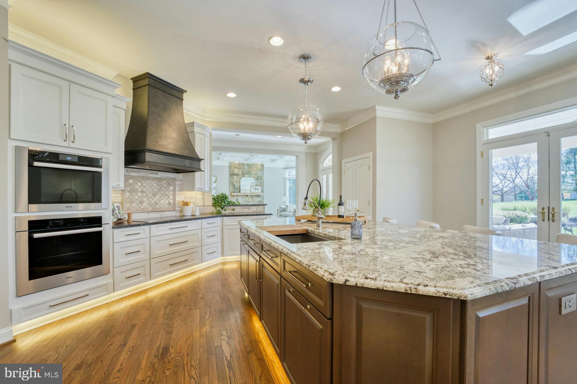 BEACON HILL - Residential