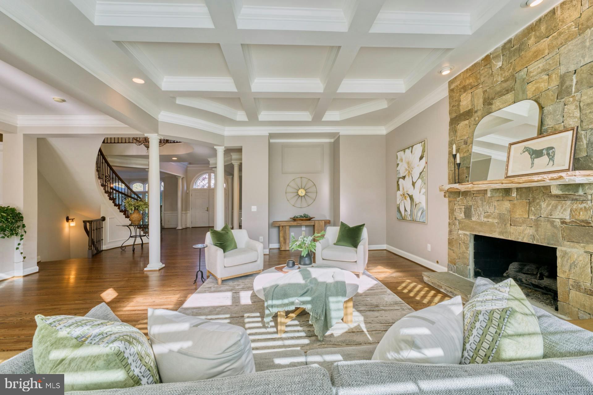 BEACON HILL - Residential