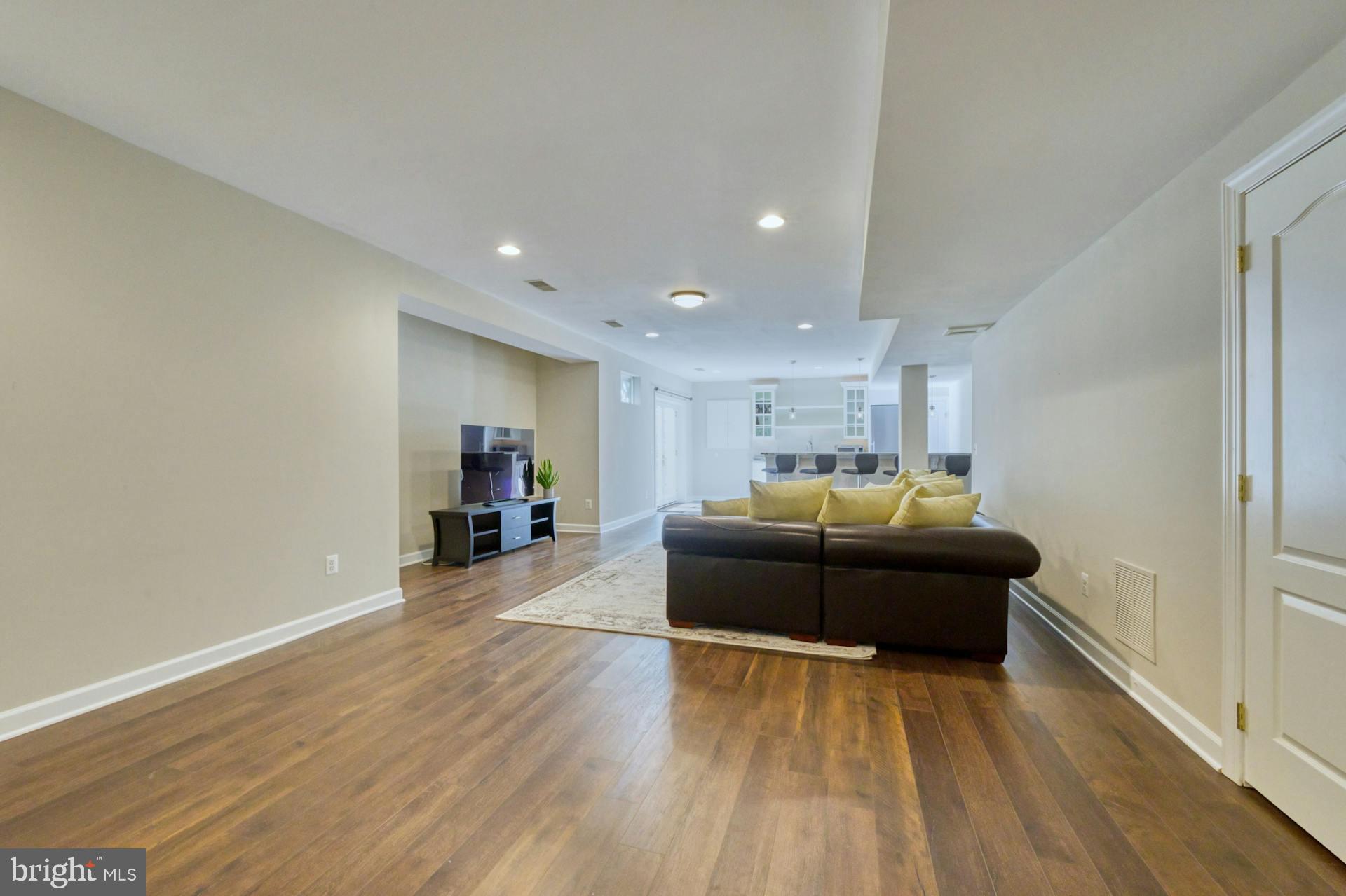 BEACON HILL - Residential