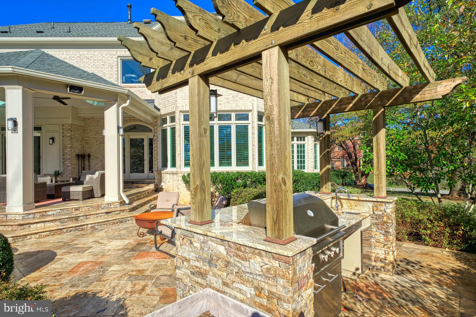 BEACON HILL - Residential