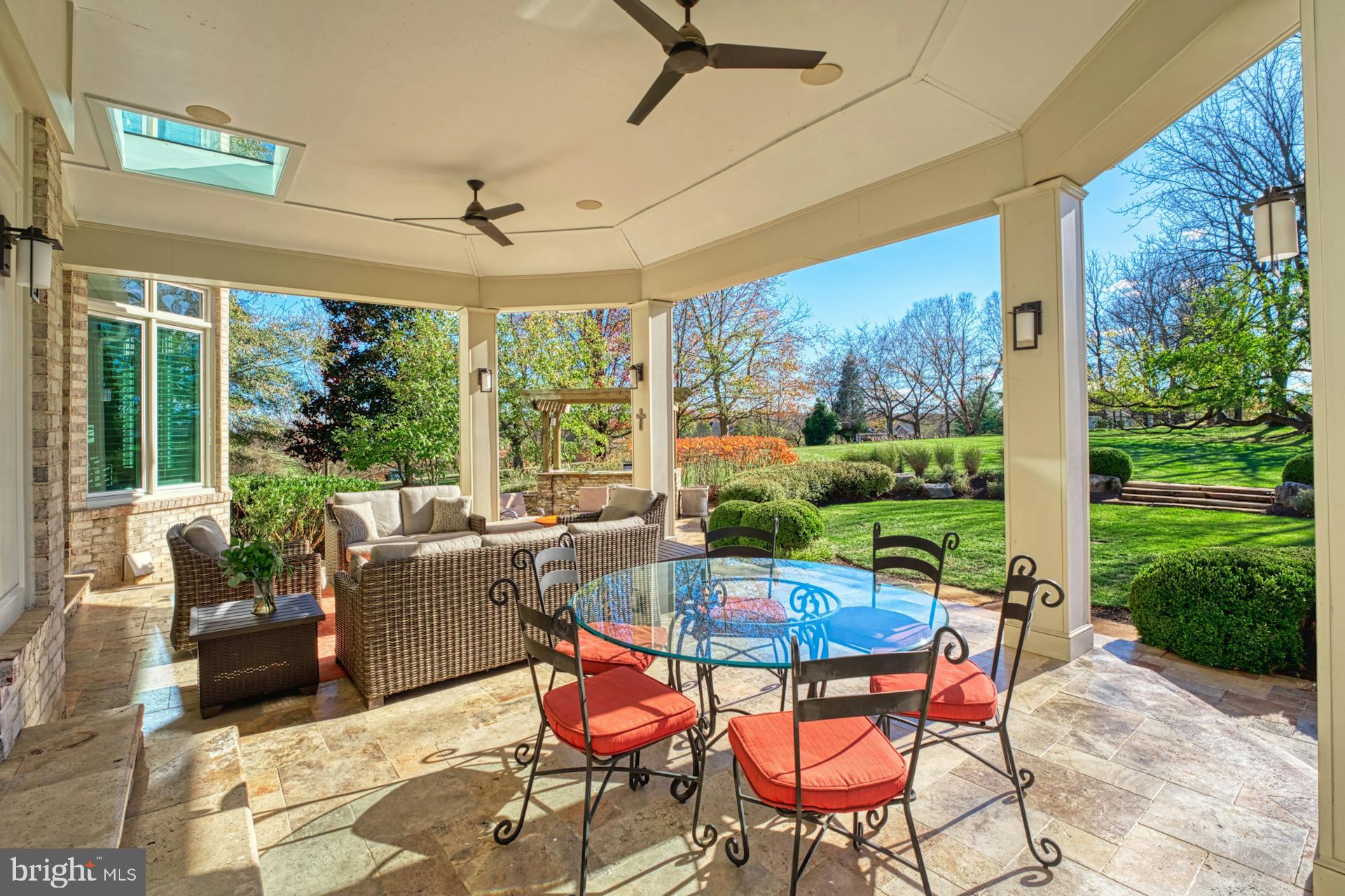 BEACON HILL - Residential