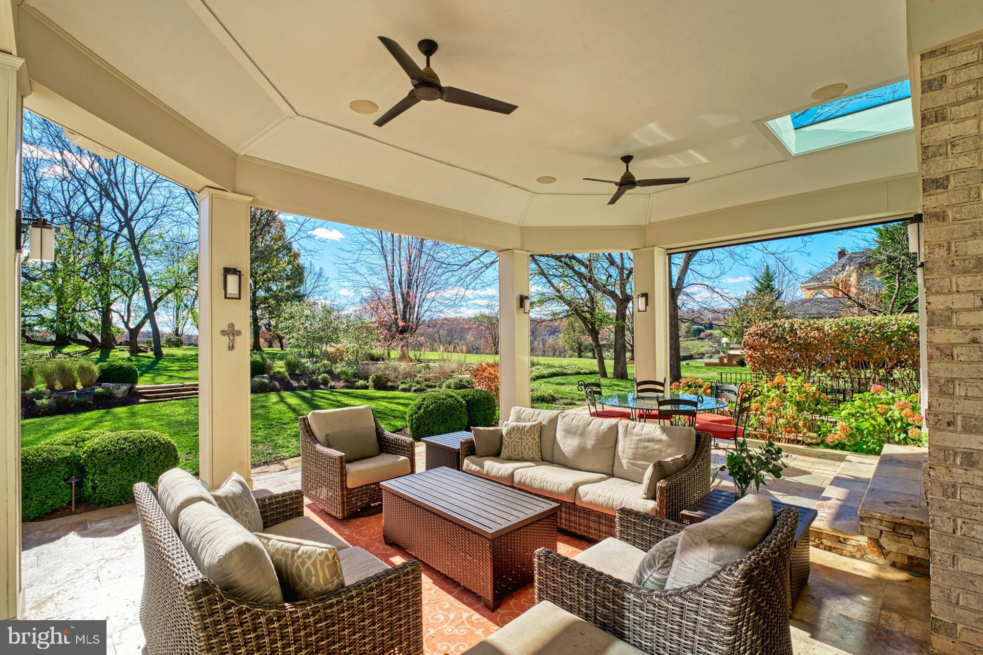 BEACON HILL - Residential