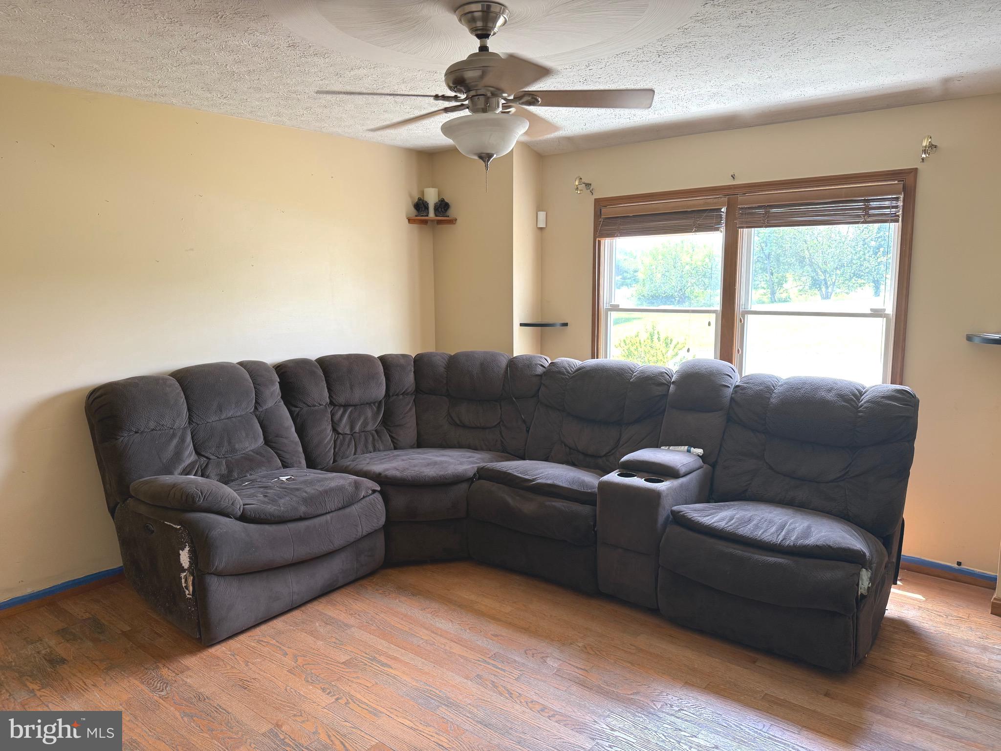 1191 CANDICE LANE