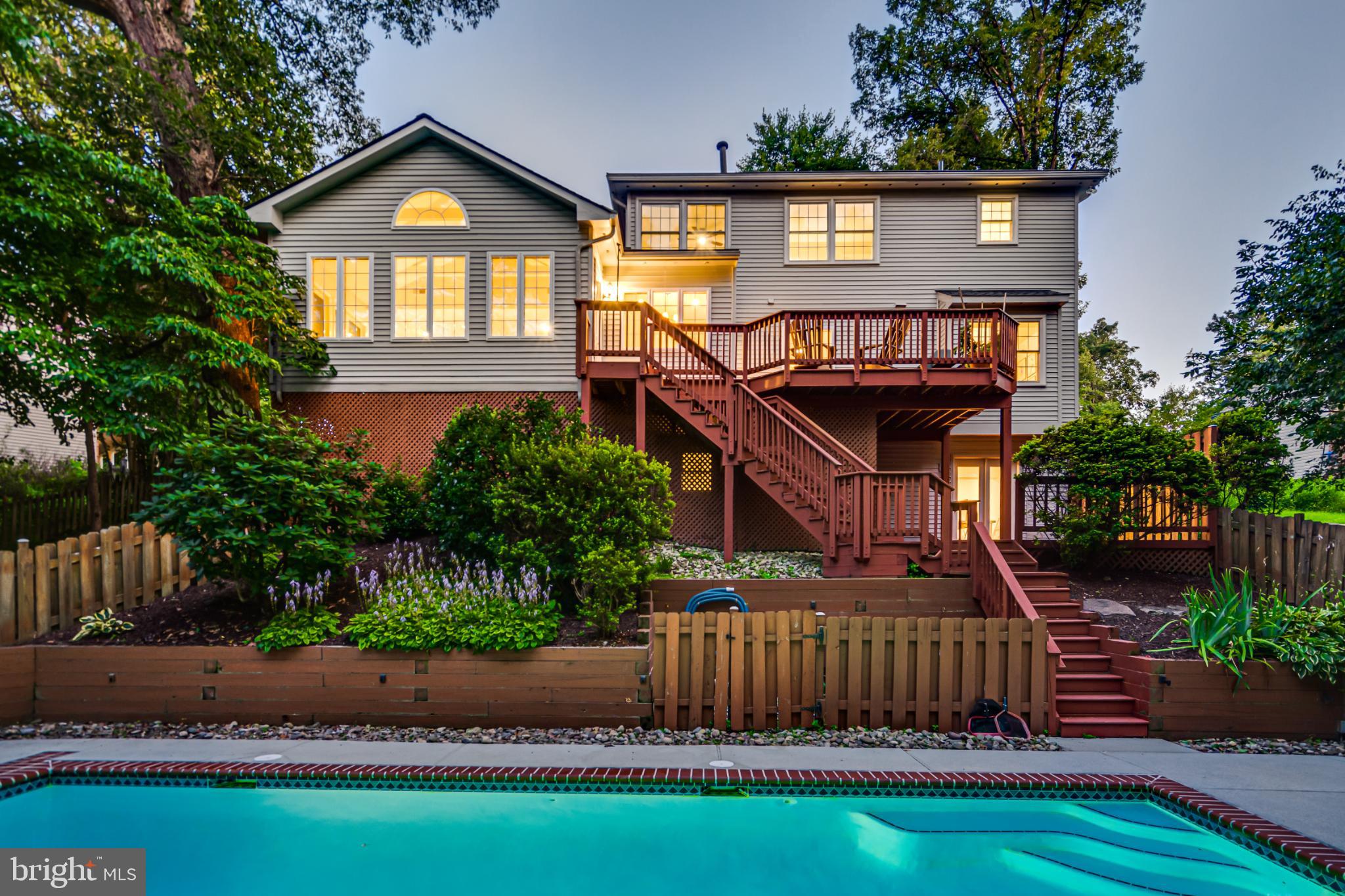 1374 CARPERS FARM WAY
