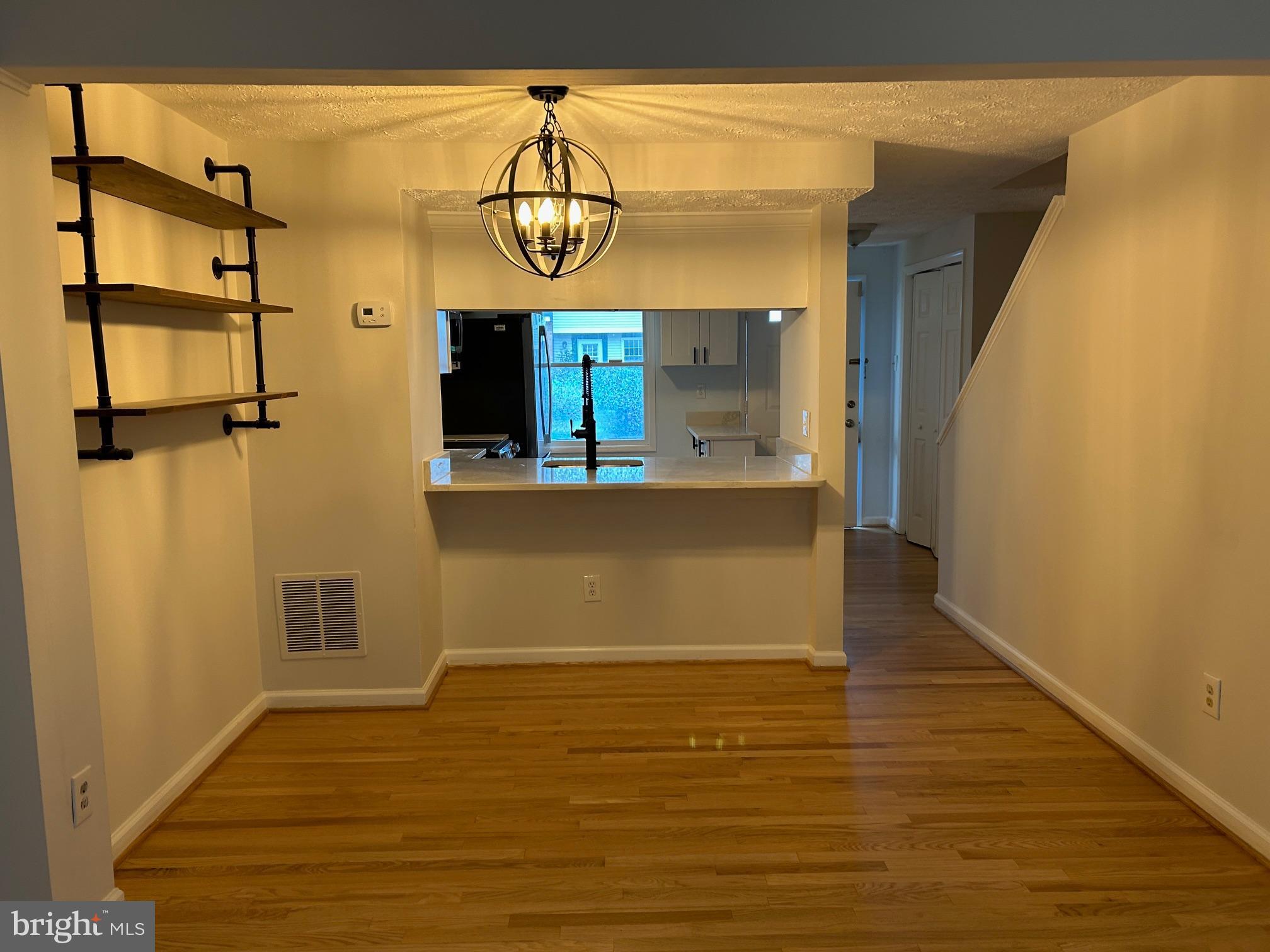 NEWINGTON FOREST - Residential