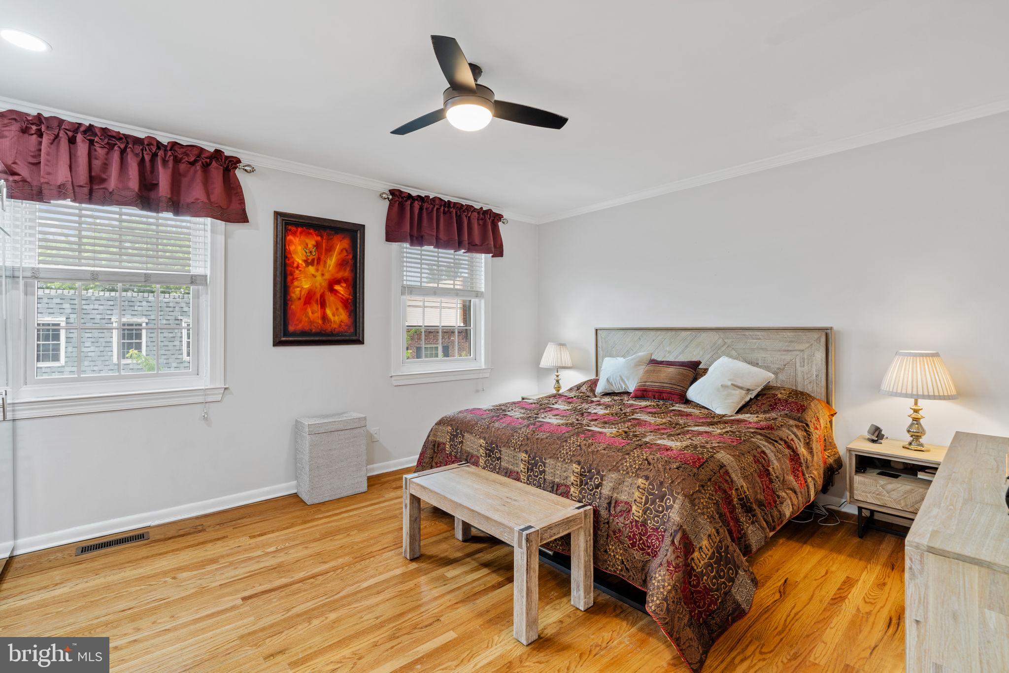 SOCIETY HILL - Residential