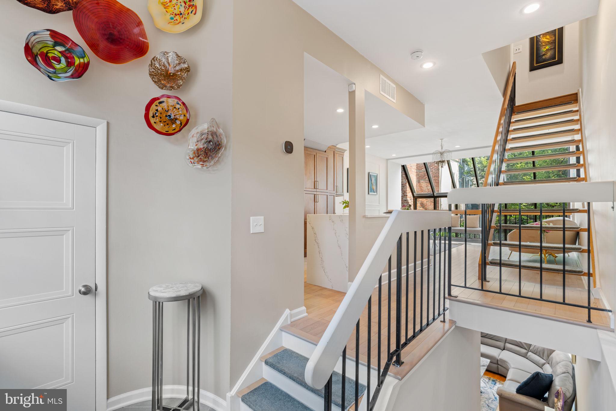 SOCIETY HILL - Residential