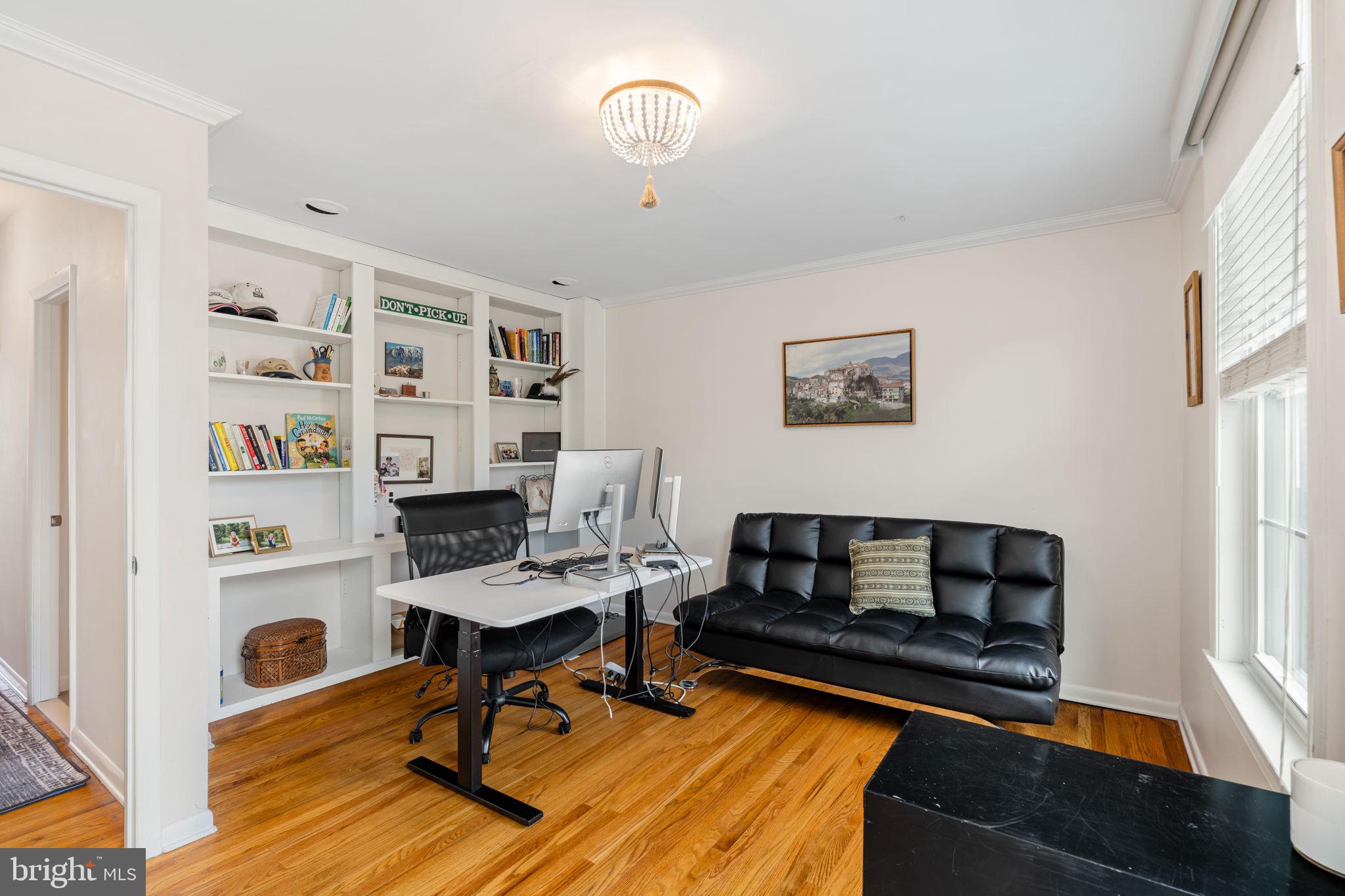 SOCIETY HILL - Residential