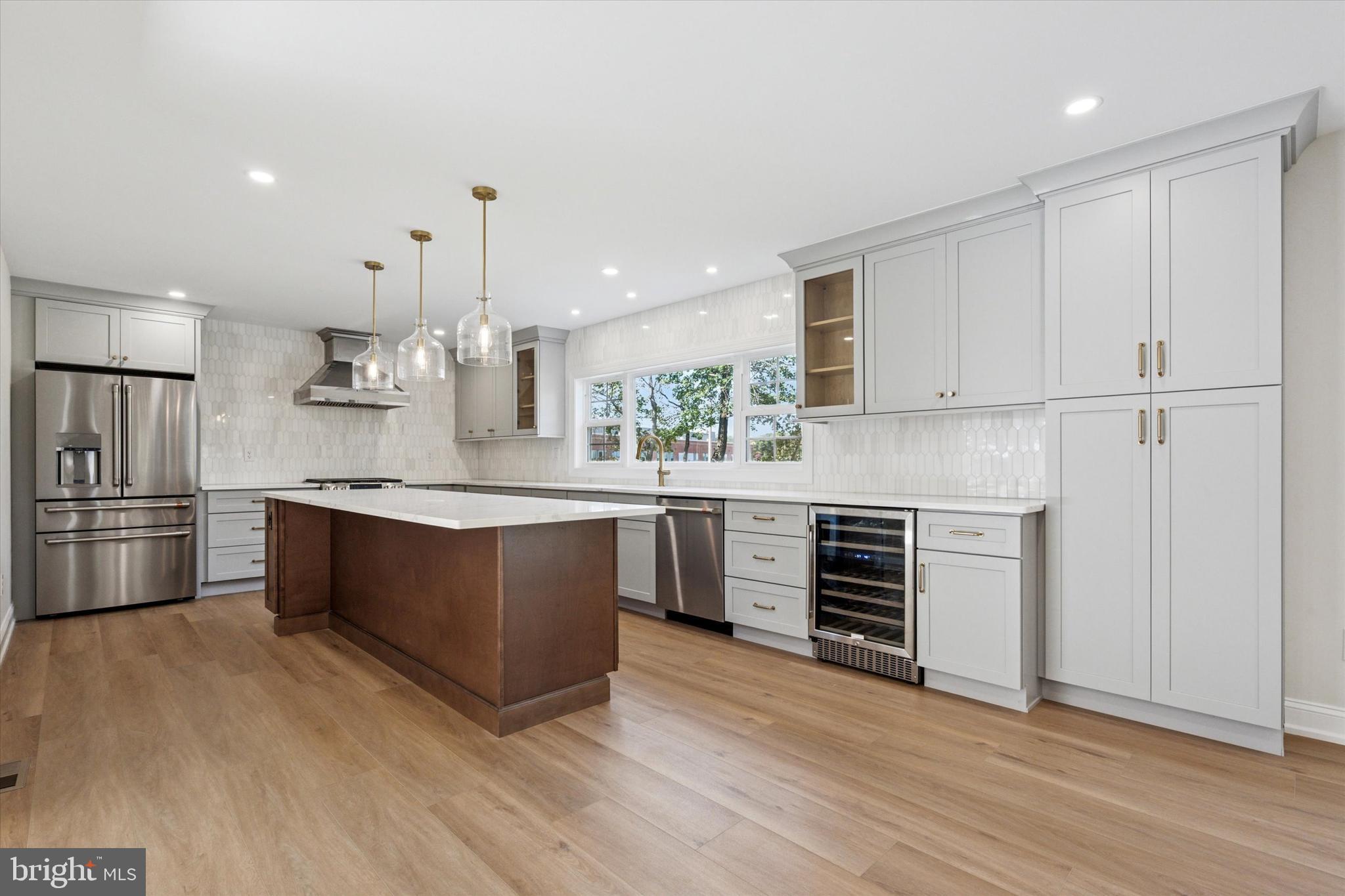 896 CONESTOGA ROAD