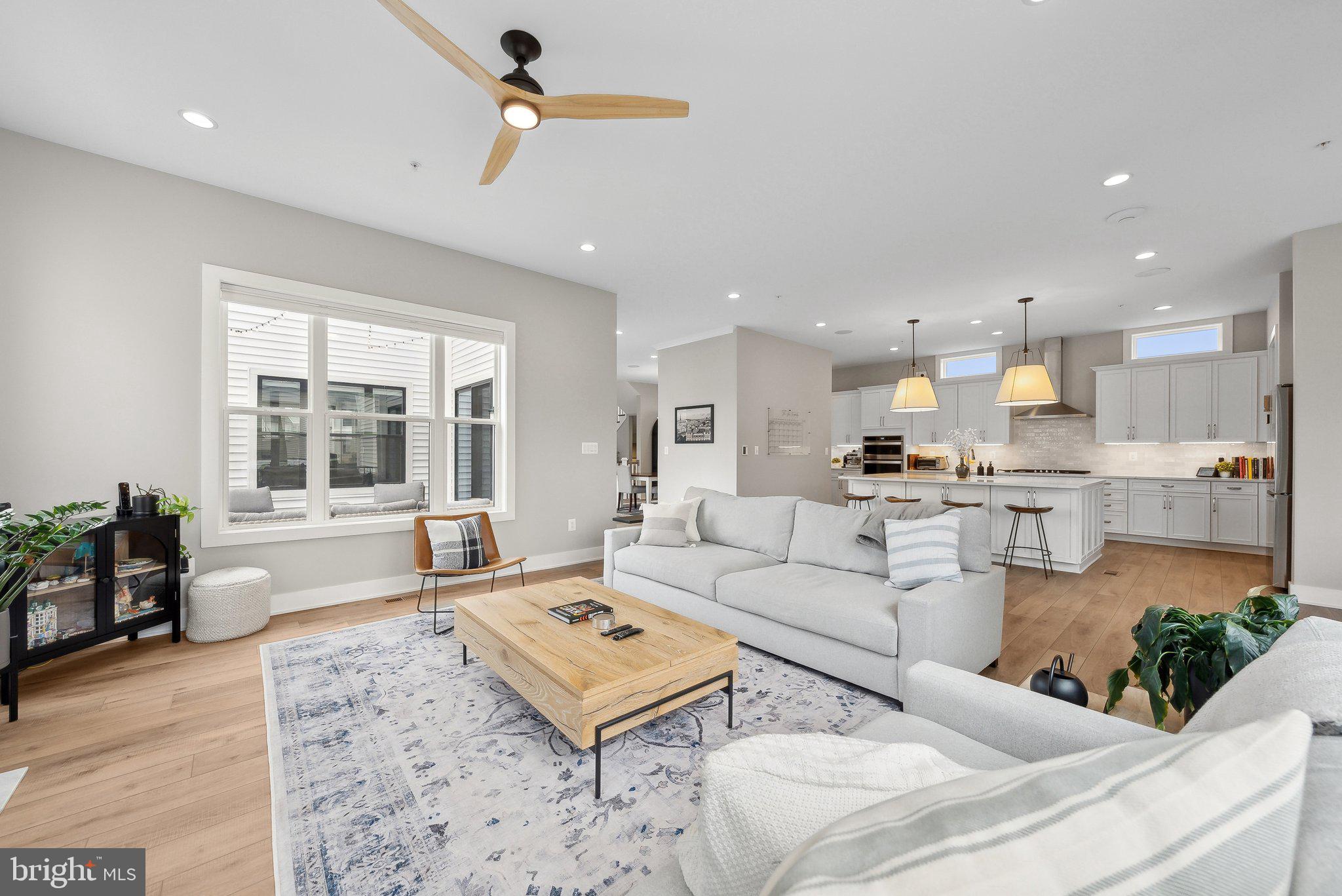 MT. PROSPECT - Residential