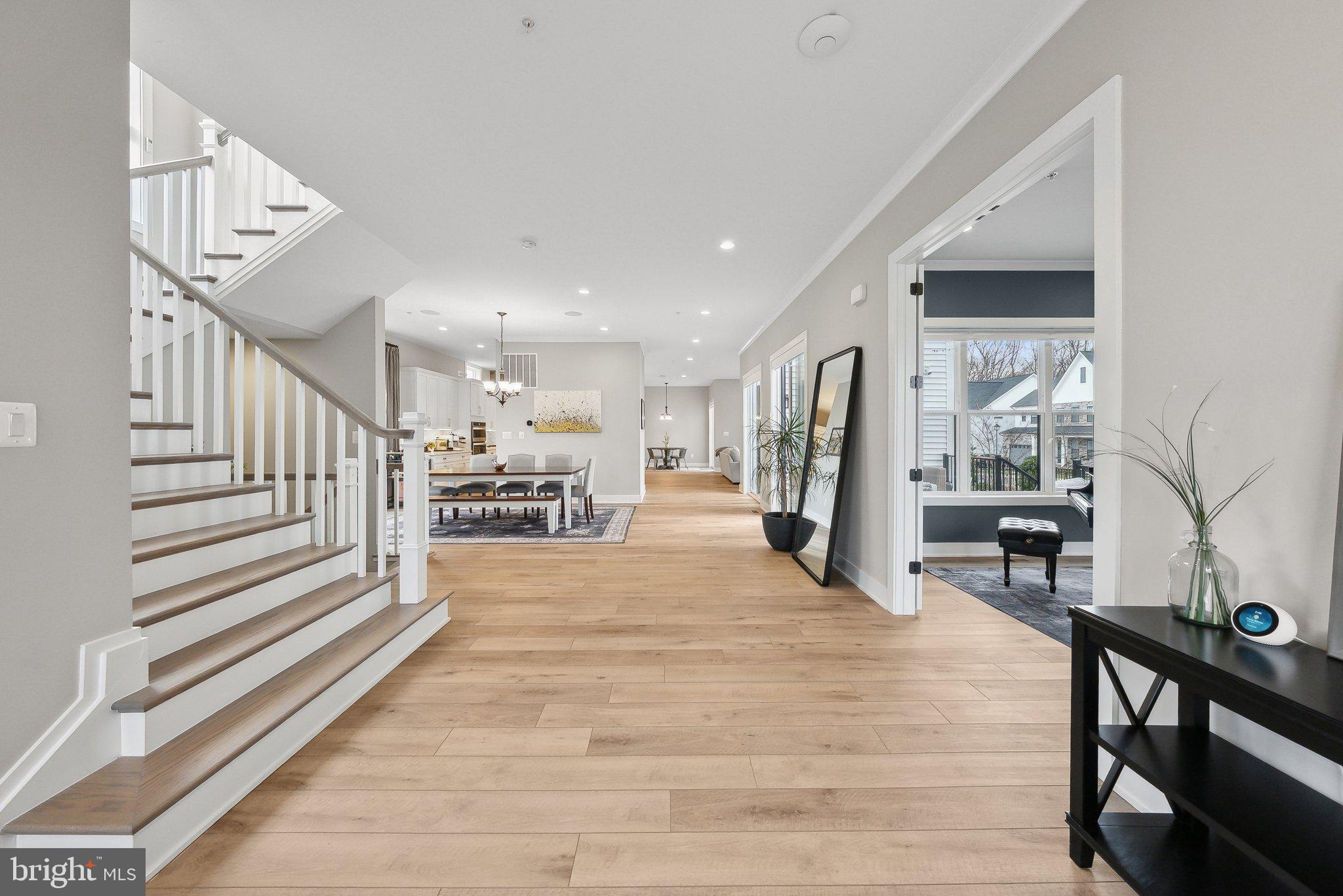 MT. PROSPECT - Residential