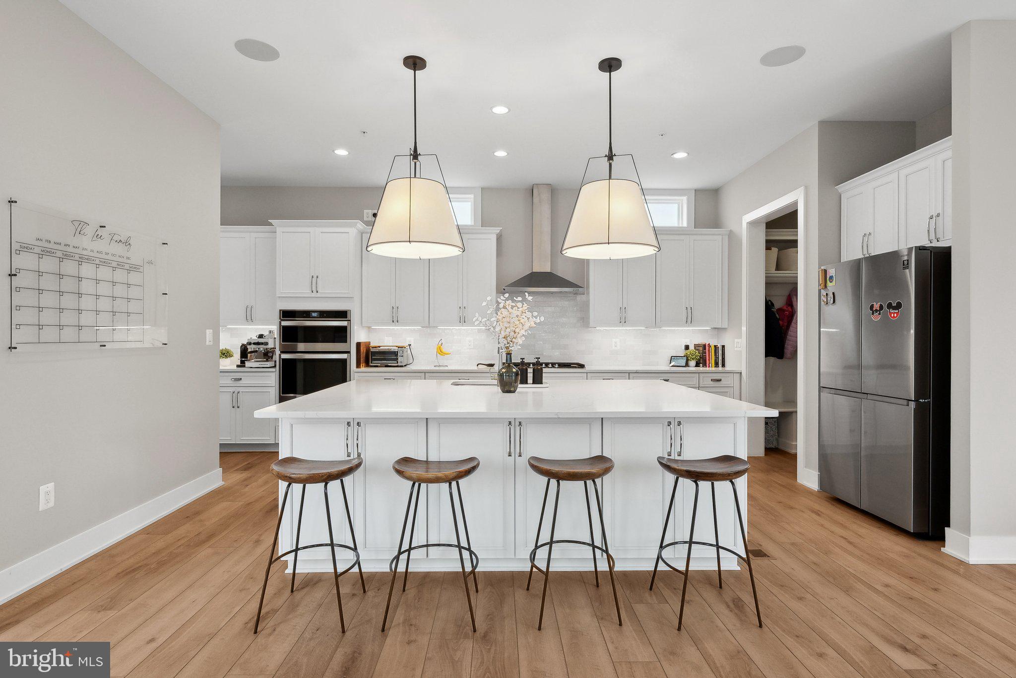 MT. PROSPECT - Residential