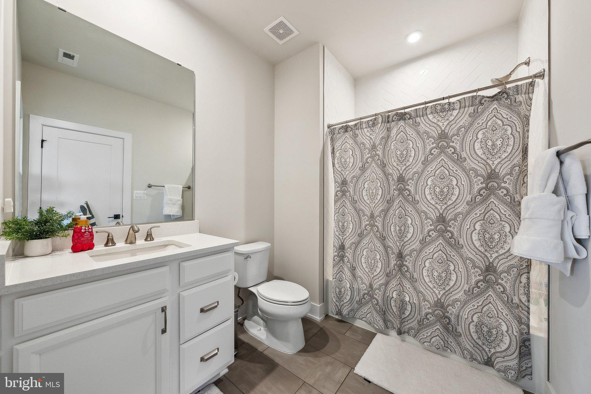 MT. PROSPECT - Residential