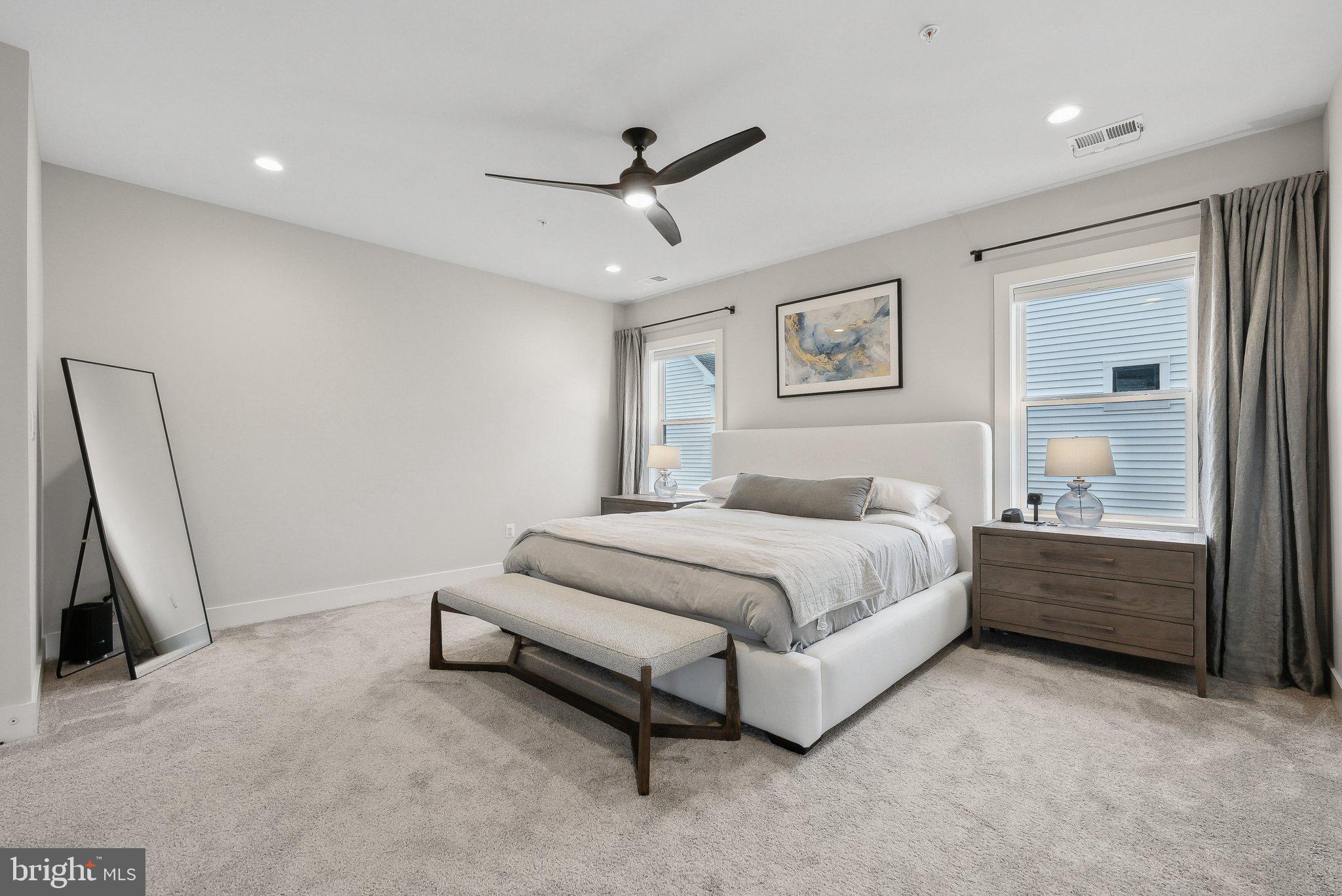 MT. PROSPECT - Residential