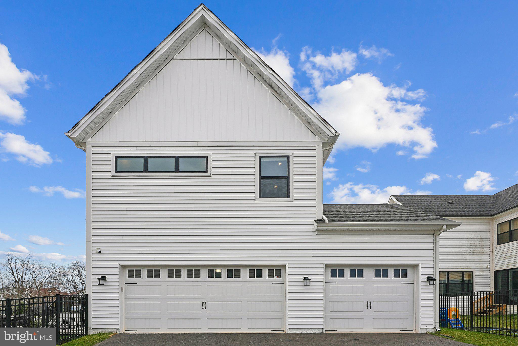 MT. PROSPECT - Residential