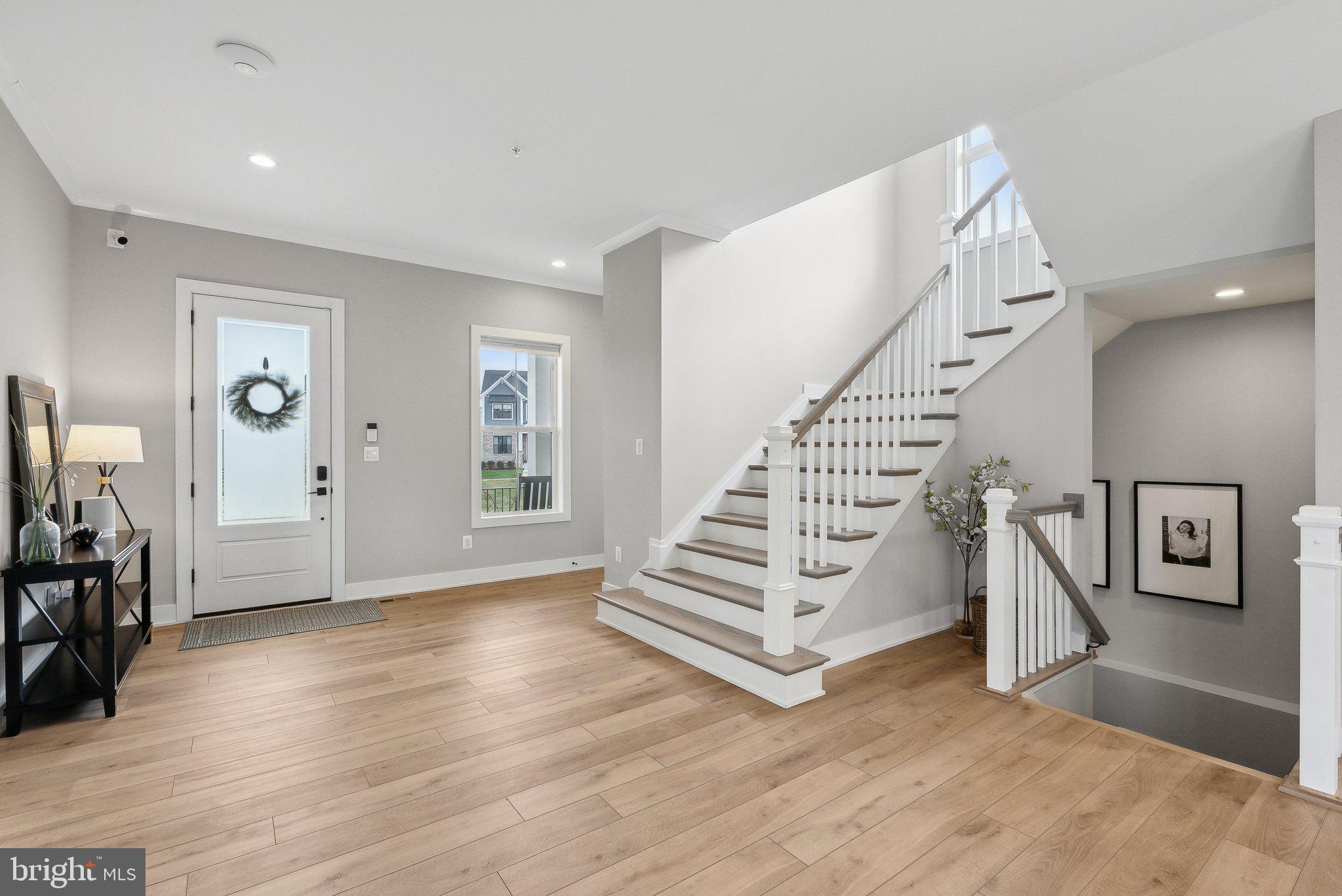 MT. PROSPECT - Residential