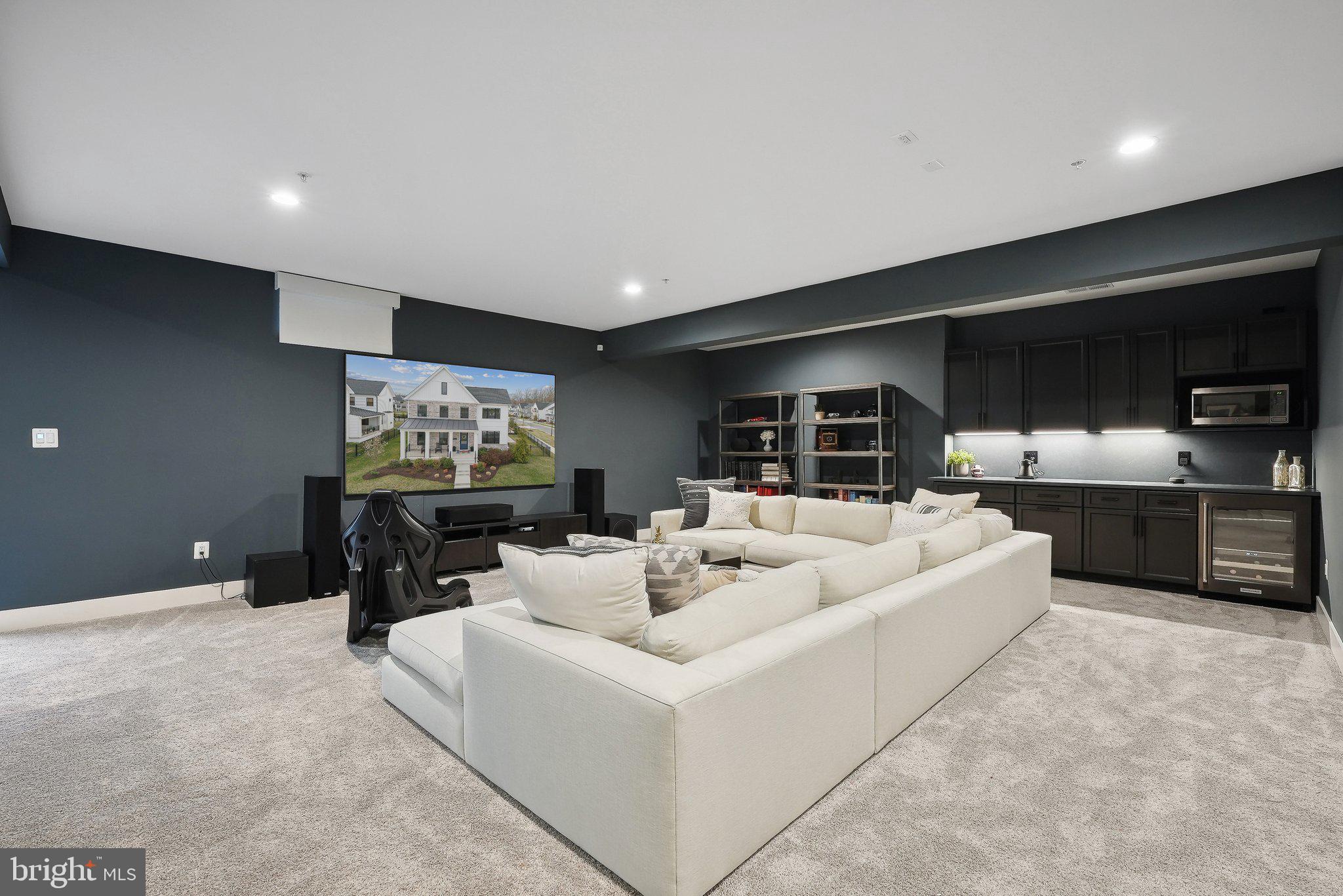 MT. PROSPECT - Residential