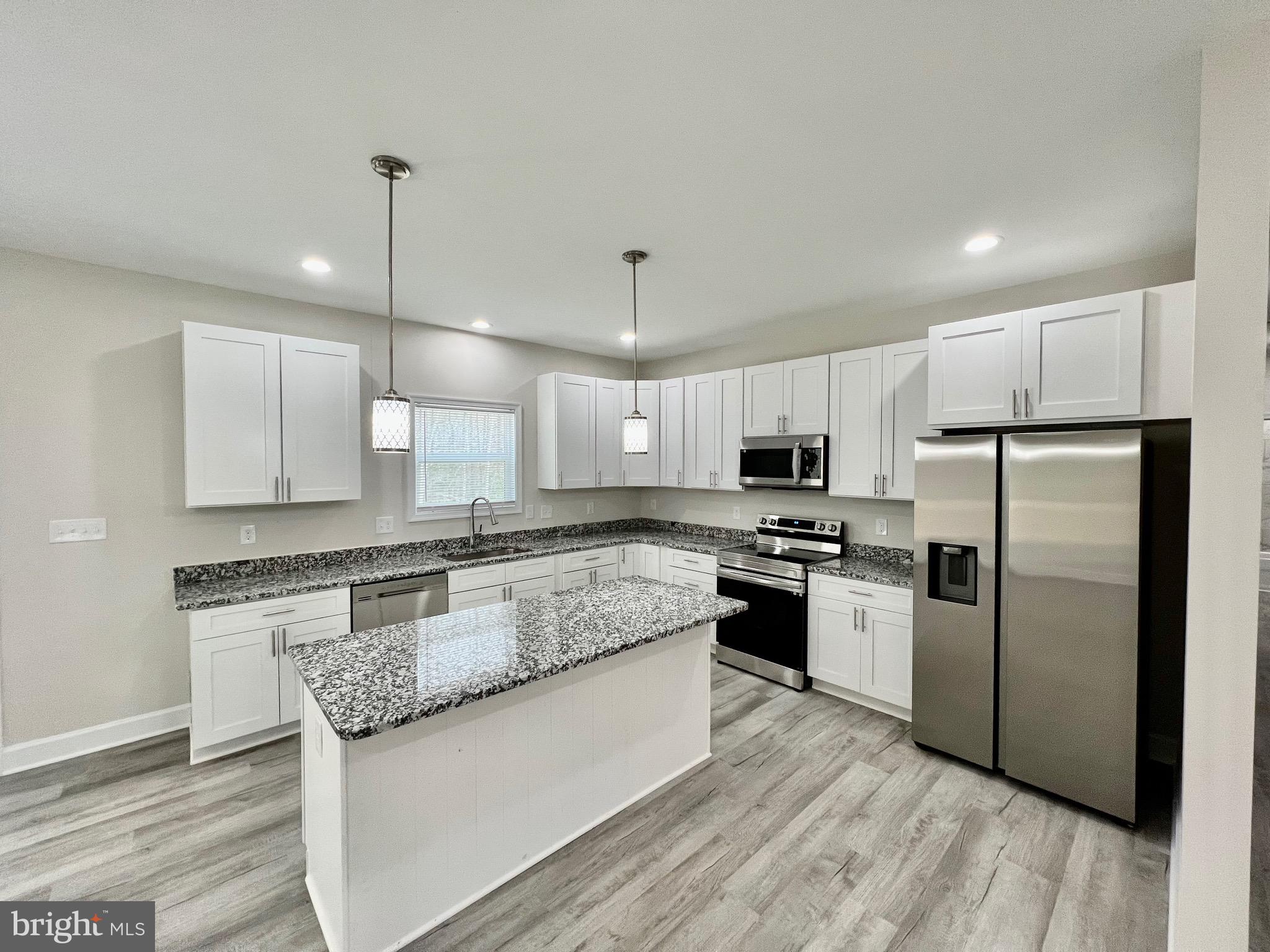 PLACID BAY ESTATES - Residential