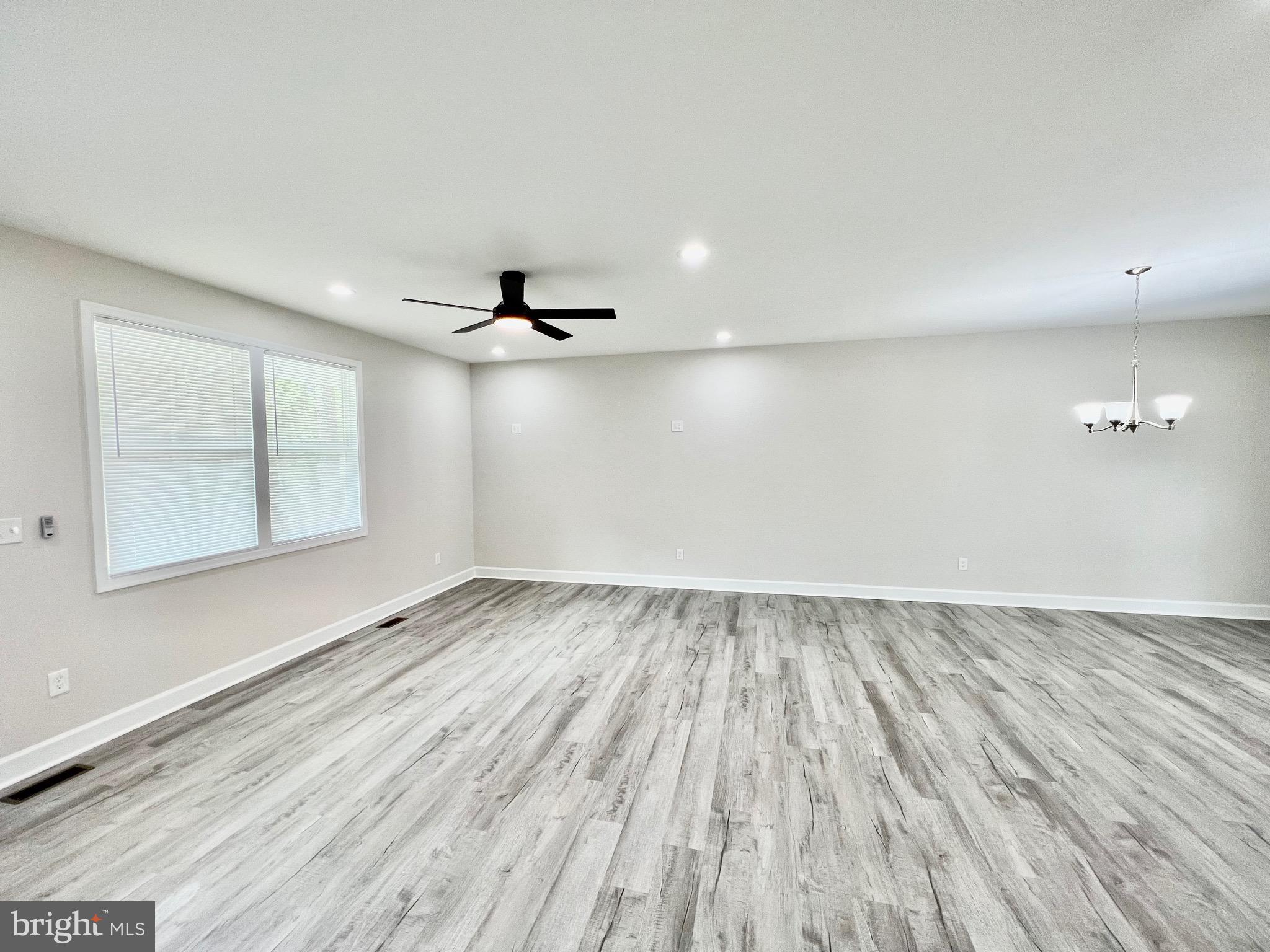 PLACID BAY ESTATES - Residential