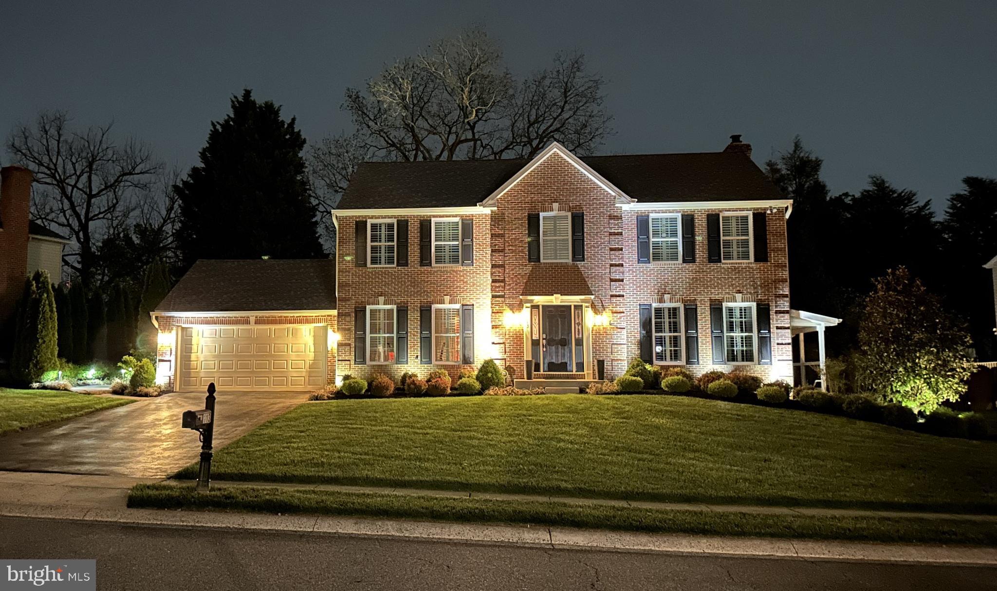 OVERVIEW MANOR - Residential