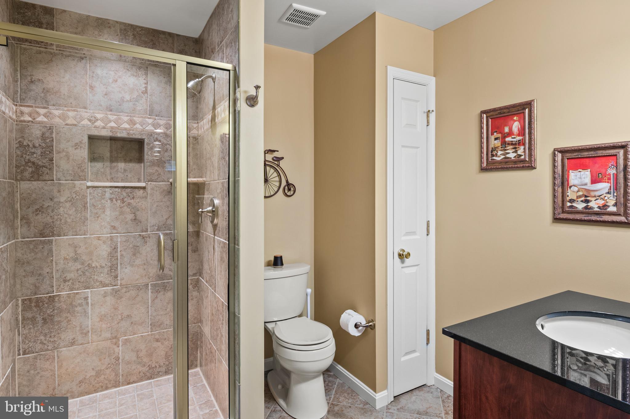 OVERVIEW MANOR - Residential