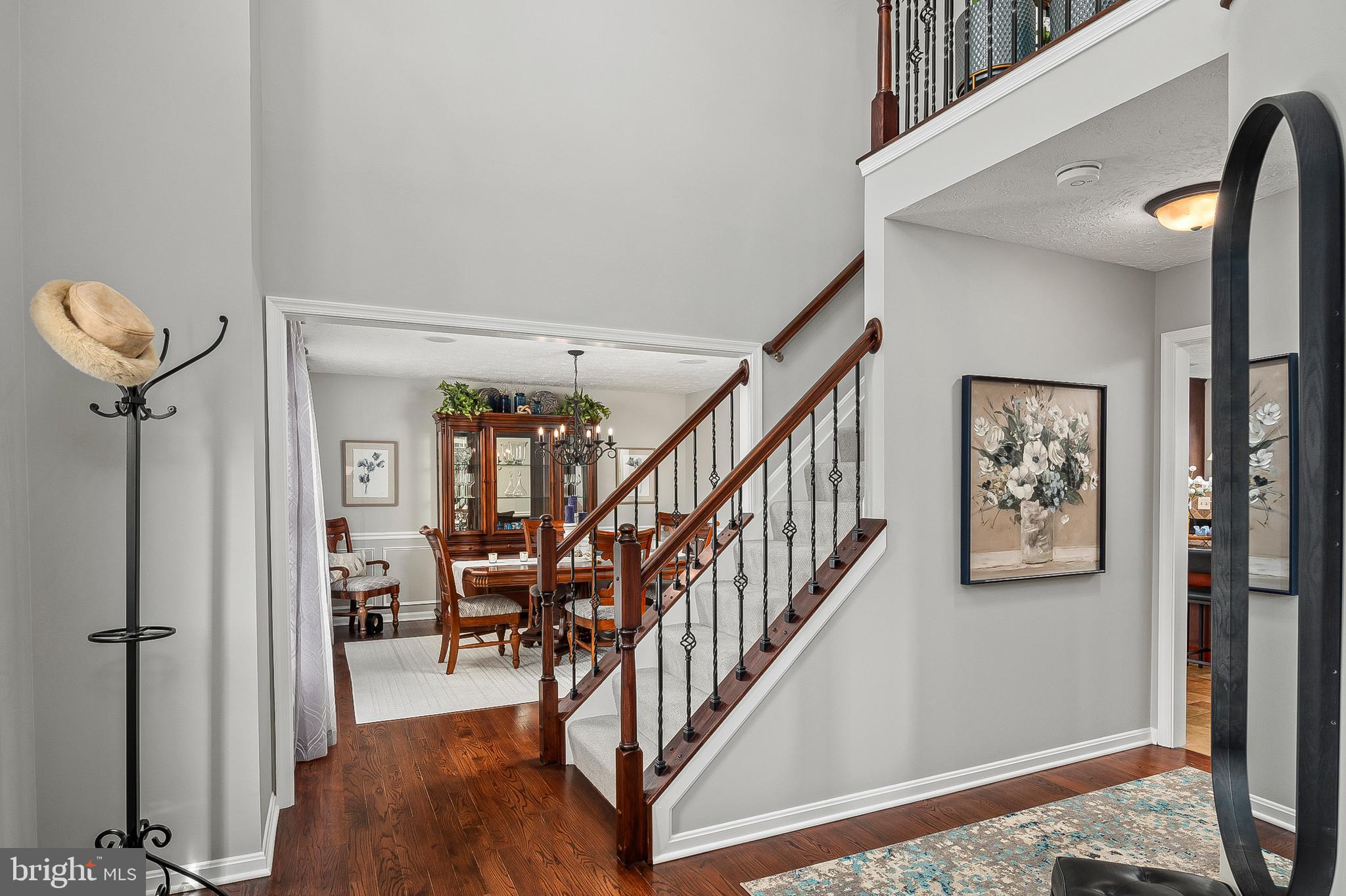 OVERVIEW MANOR - Residential