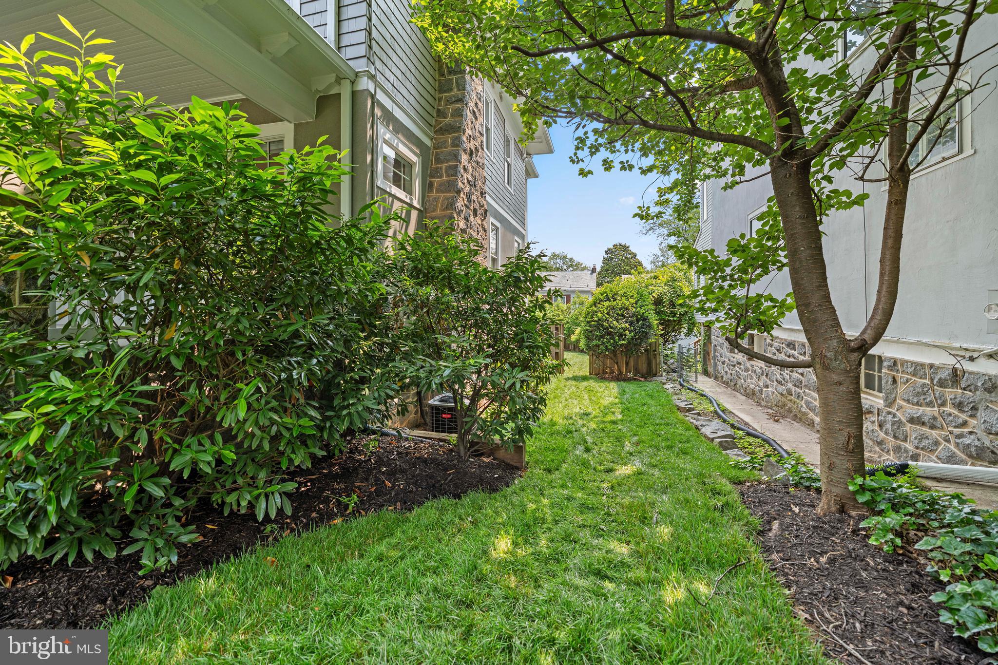 OBSERVATORY CIRCLE - Residential