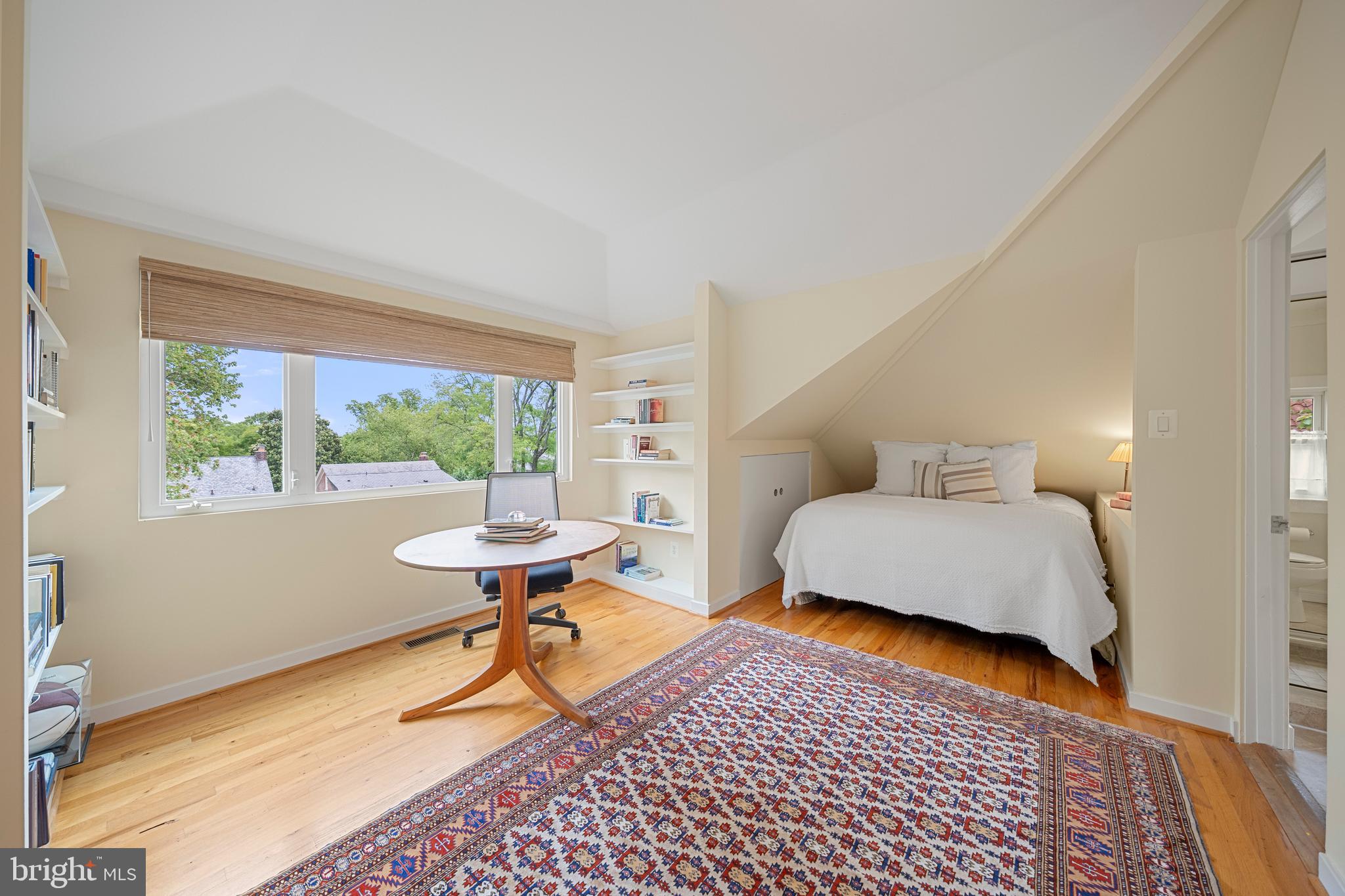 OBSERVATORY CIRCLE - Residential