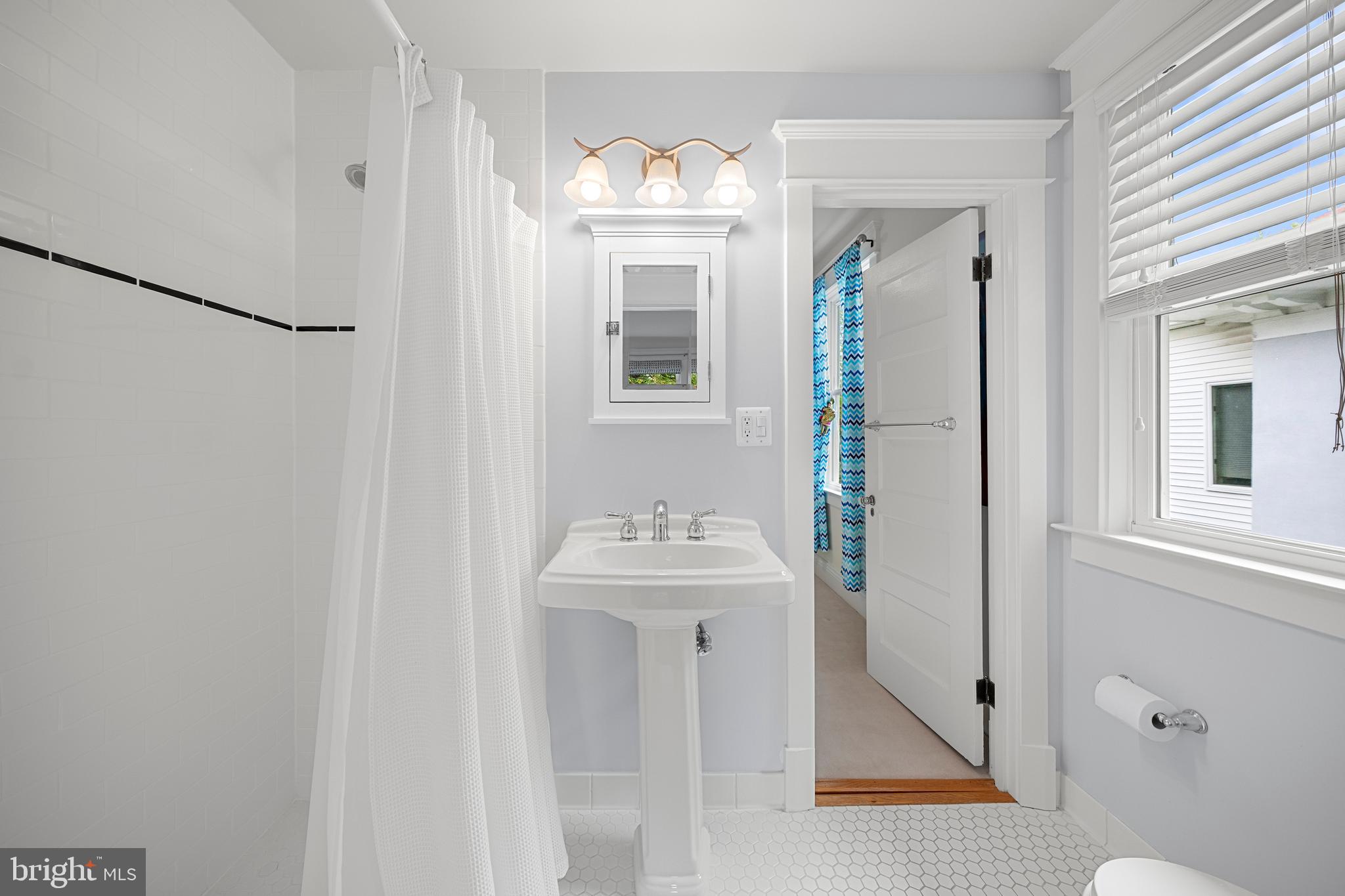OBSERVATORY CIRCLE - Residential