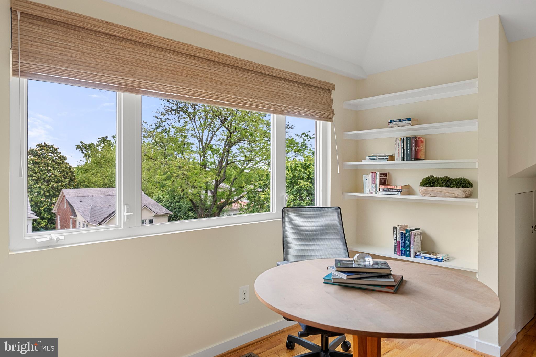 OBSERVATORY CIRCLE - Residential
