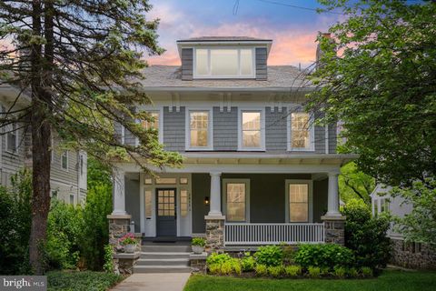 2811 35TH STREET NW WASHINGTON DC 20007