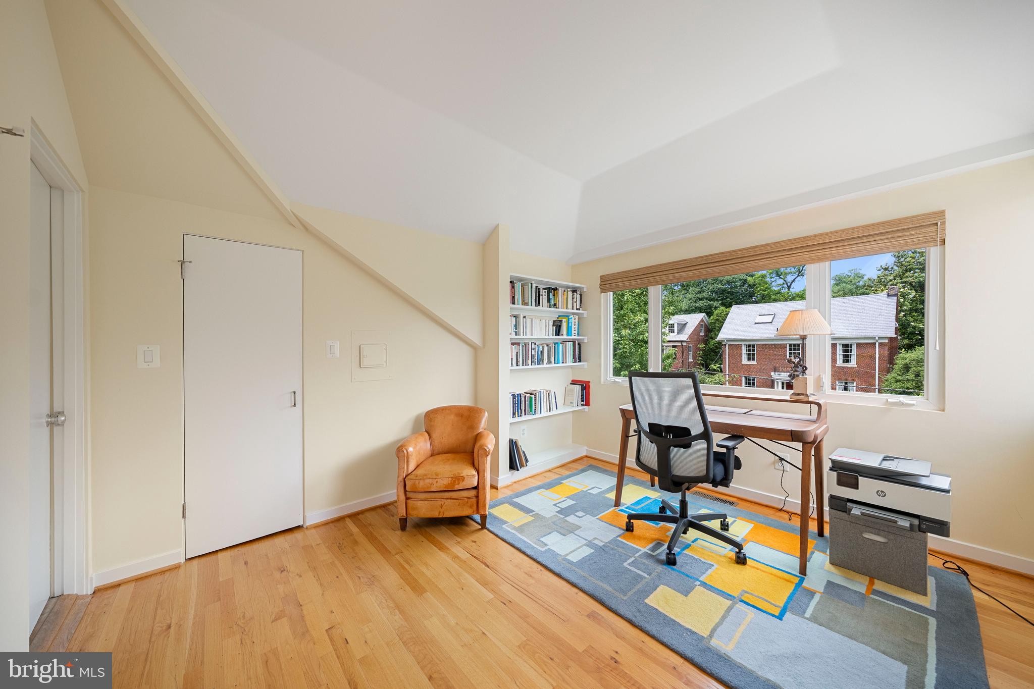 OBSERVATORY CIRCLE - Residential