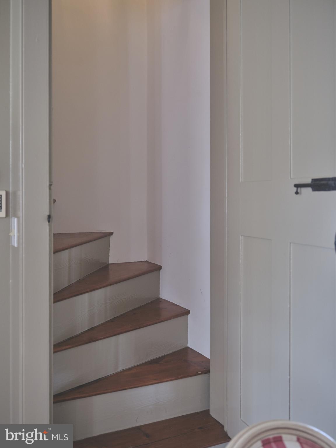 WASHINGTON CROSSING - Farm