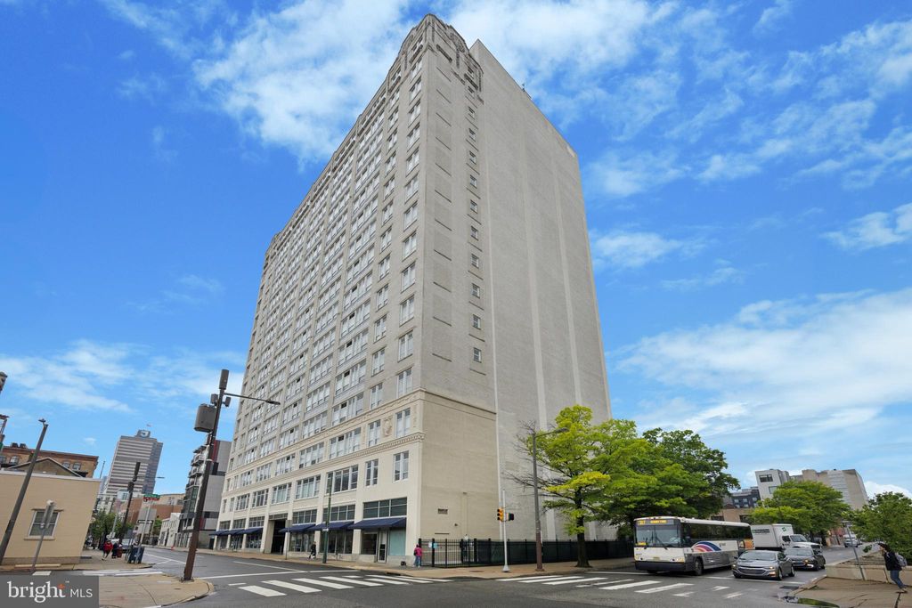 Photo of 1100 Vine Street #1209, PHILADELPHIA, PA 19107 (MLS # PAPH2614096)