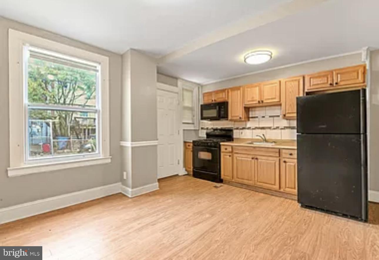 BELAIR-EDISON - Residential Lease