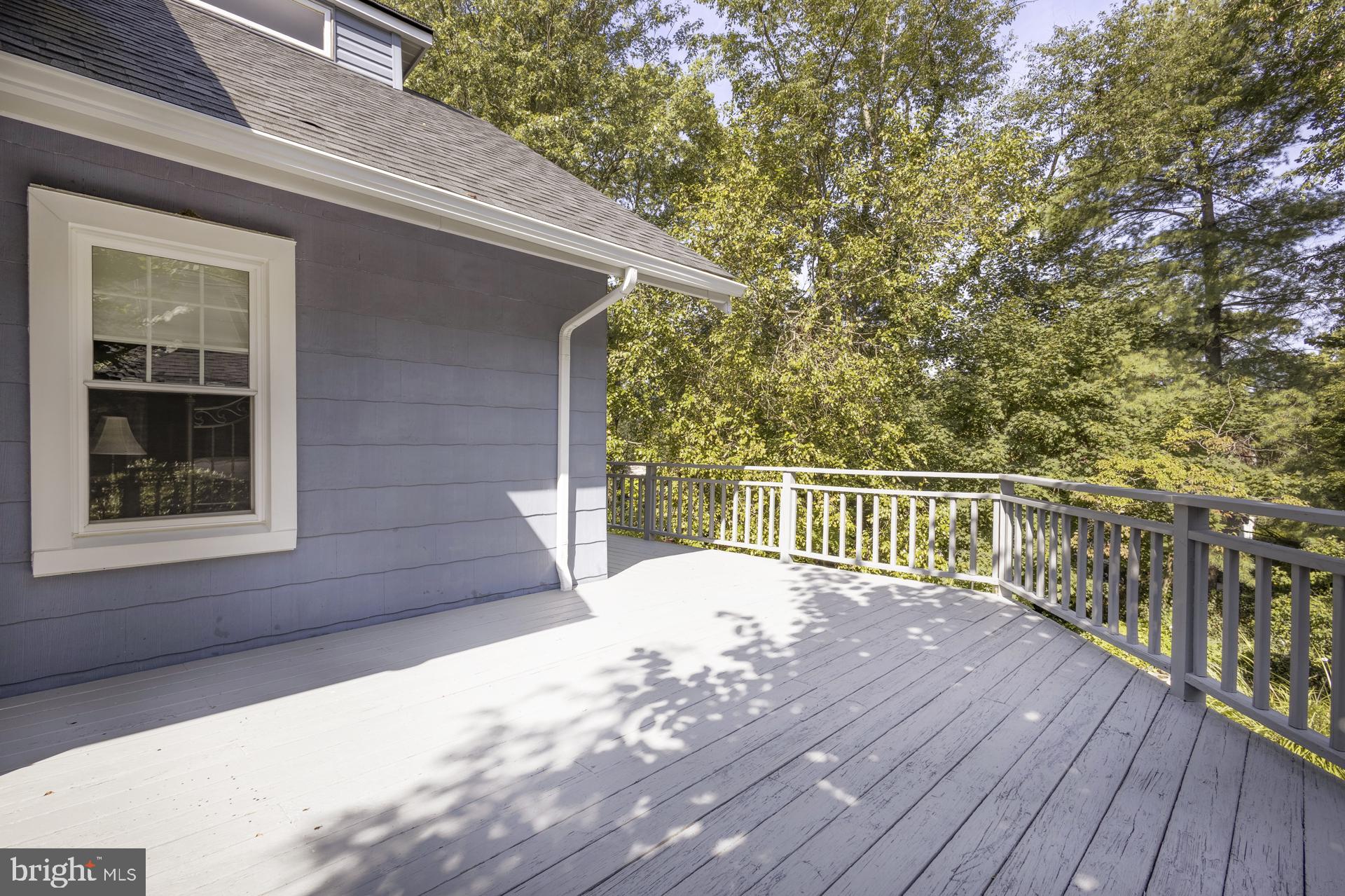 NORTH HILLS - Residential