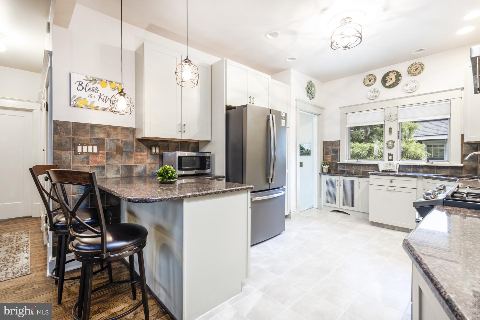 NORTH HILLS - Residential