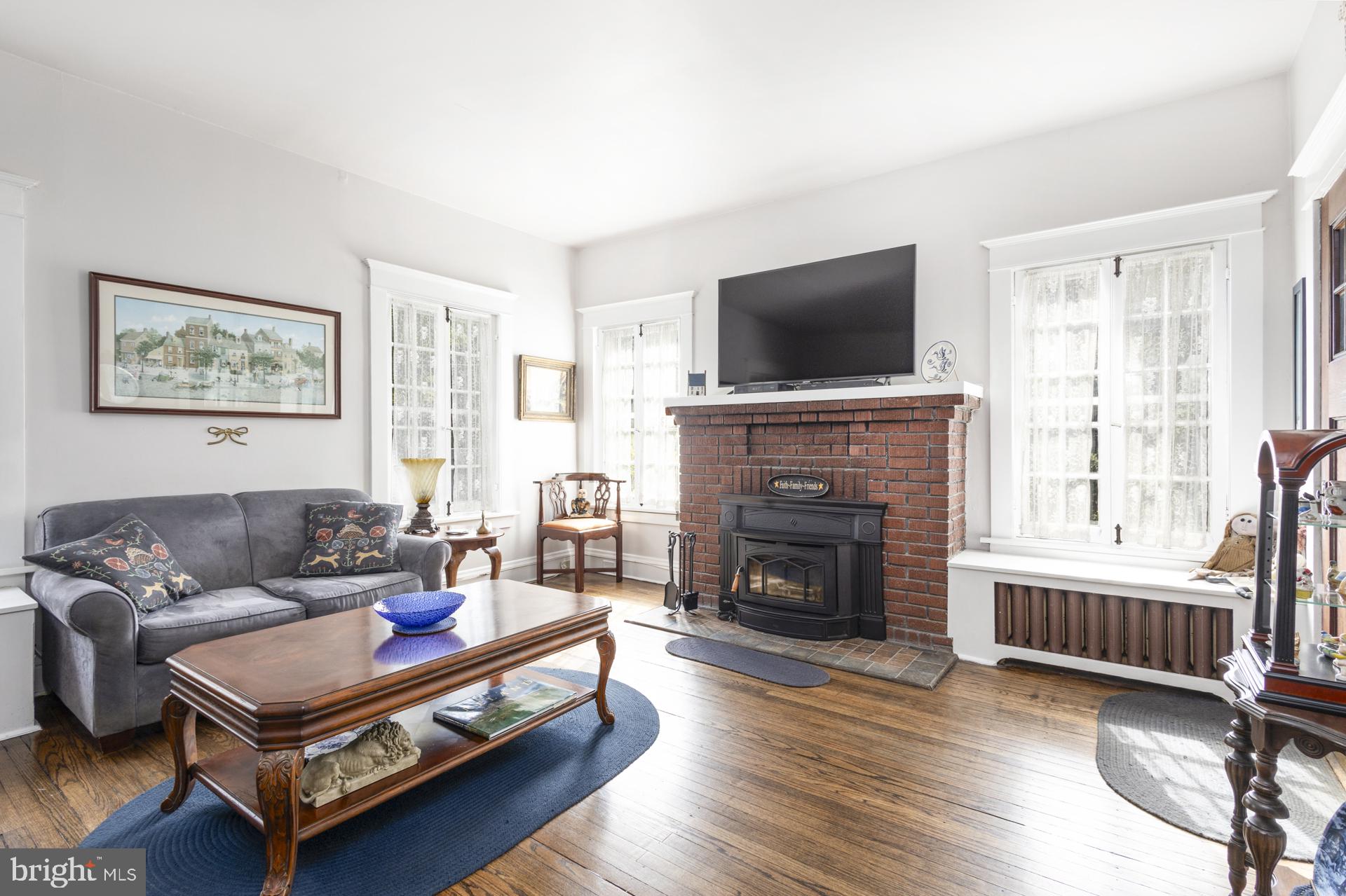 NORTH HILLS - Residential