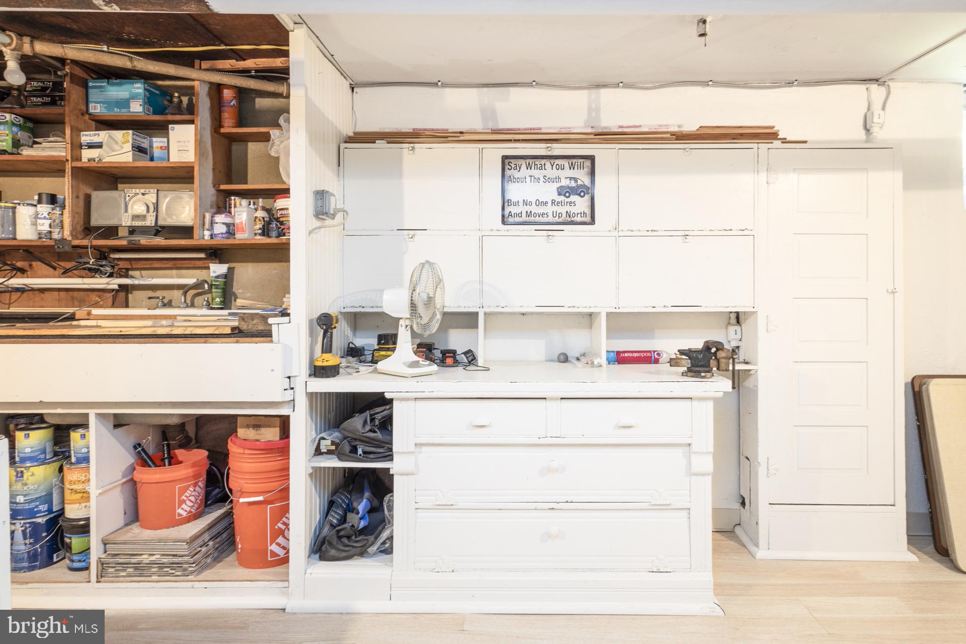 NORTH HILLS - Residential