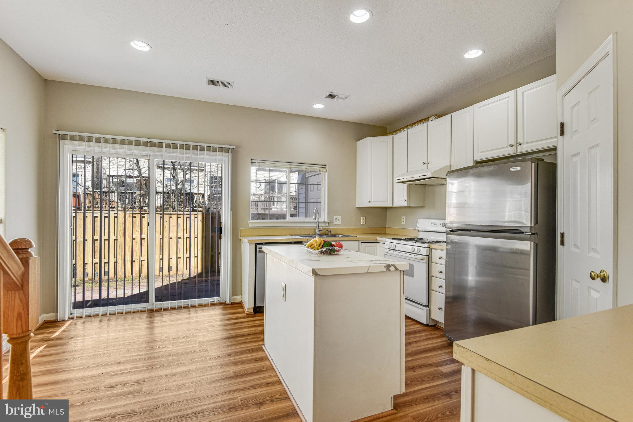 MCNAIR FARMS LAND BAY 2 - Residential Lease