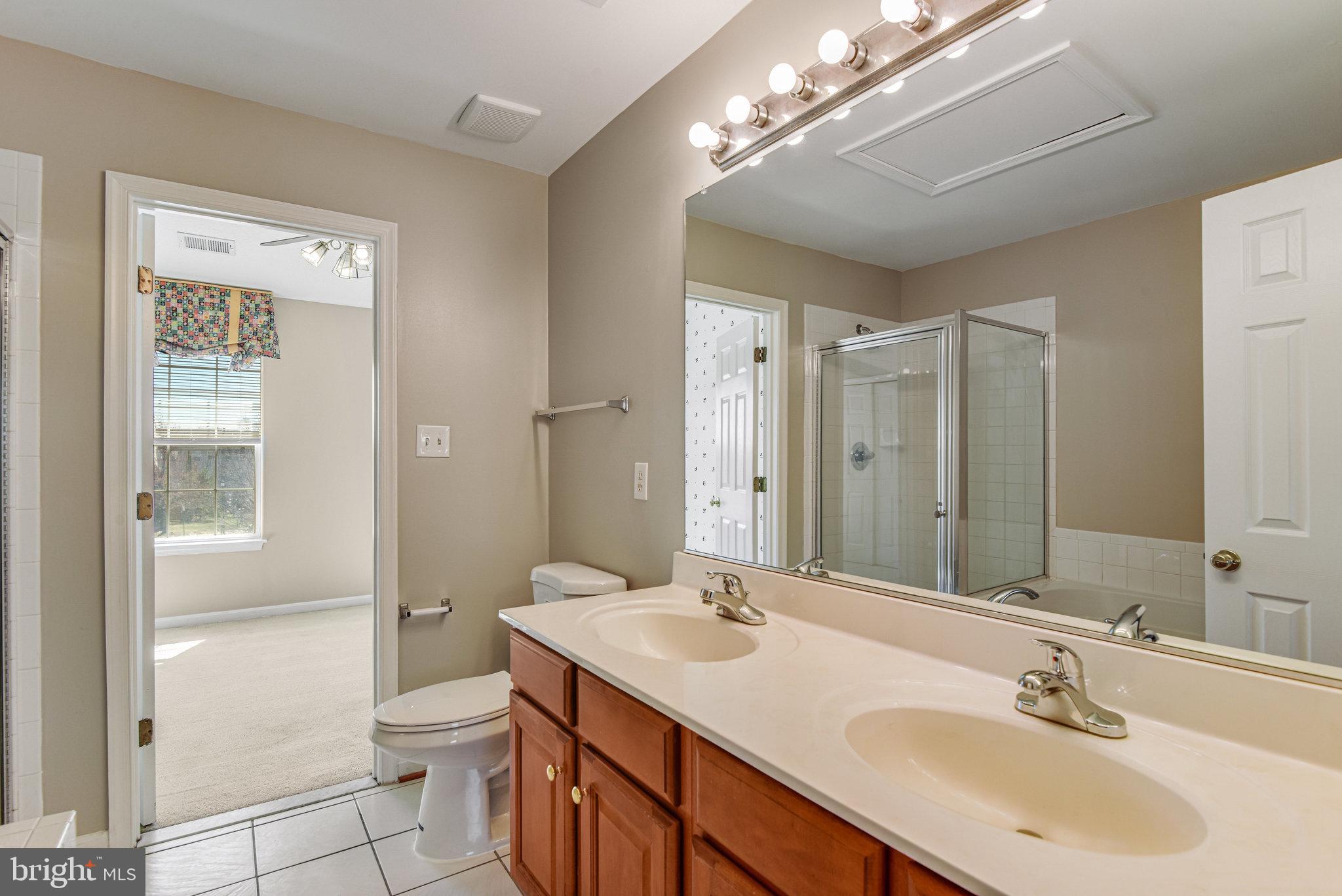 MCNAIR FARMS LAND BAY 2 - Residential Lease